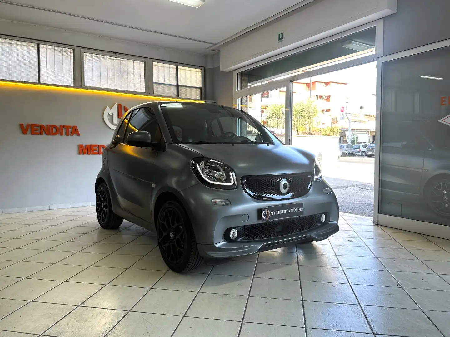 smart forTwo 90 0.9 Turbo twinam. Superpassion UNIPRO*CERT Grigio - 1