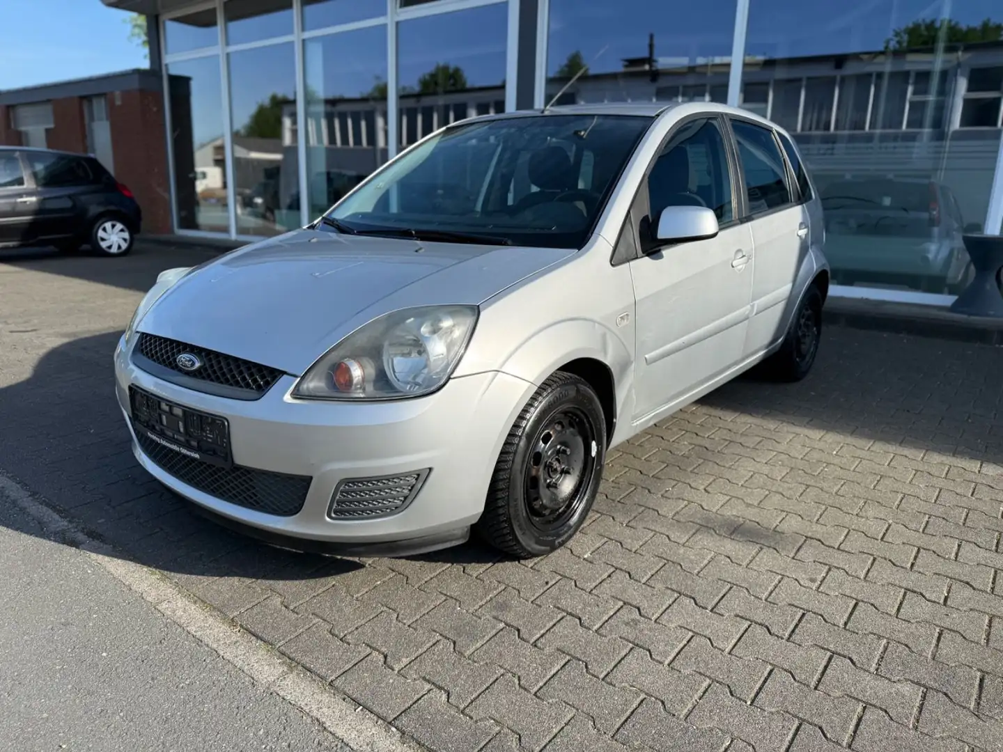 Ford Fiesta Style*TÜV-HU Neu*Service Neu* Argento - 1