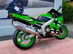 Buy Kawasaki ZX 600 used - AutoScout24