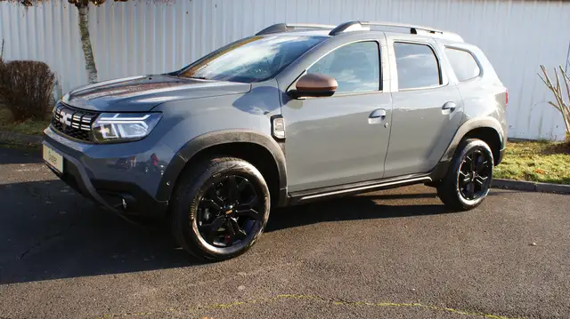 Dacia Duster Extreme 130 PS NAVI 4x Kamera