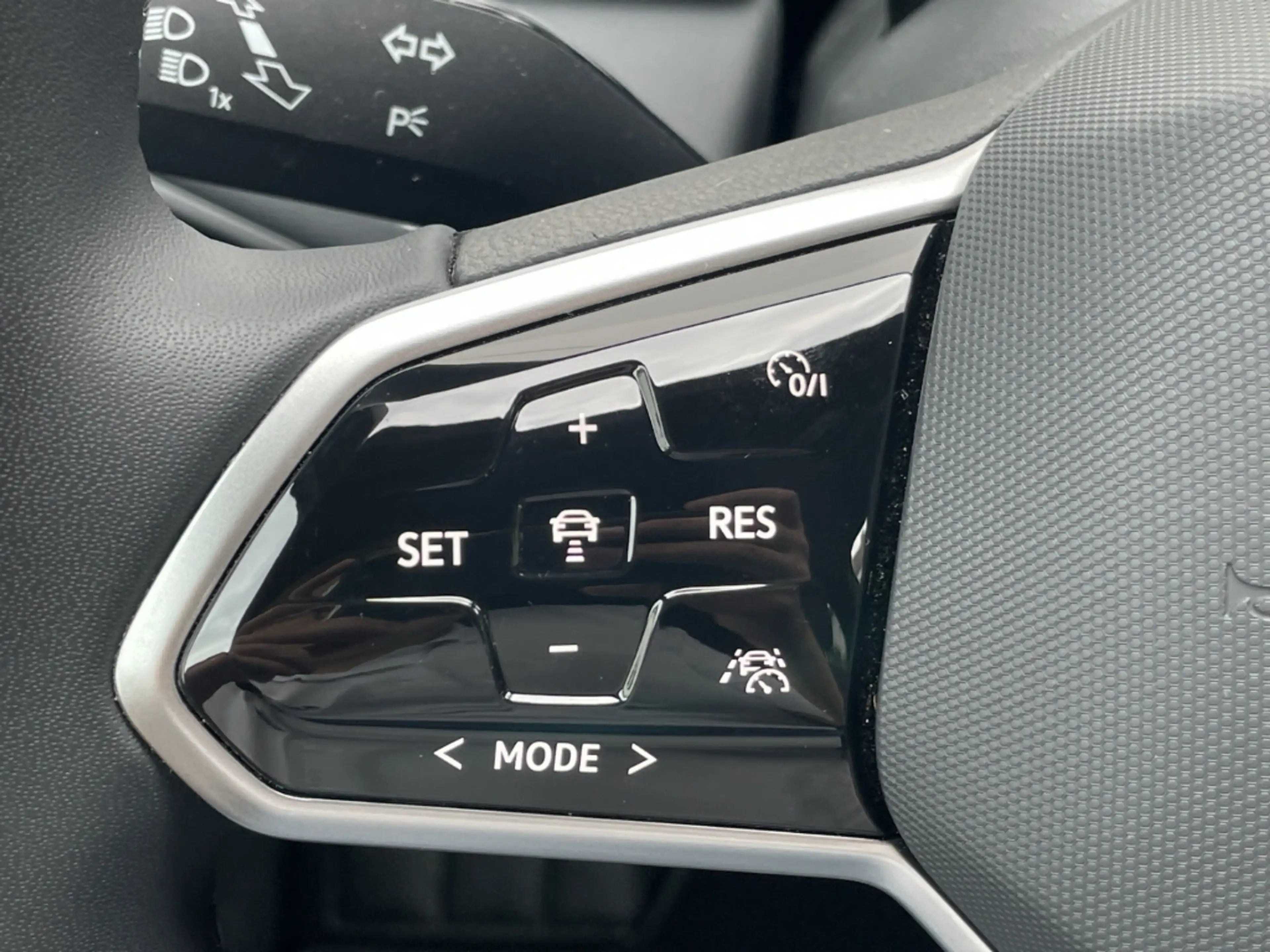 Volkswagen ID.3 Pro Move AHK/HUD/360°Kamera/IQ.LIGHT/Keyless/Navi/ — photo 14