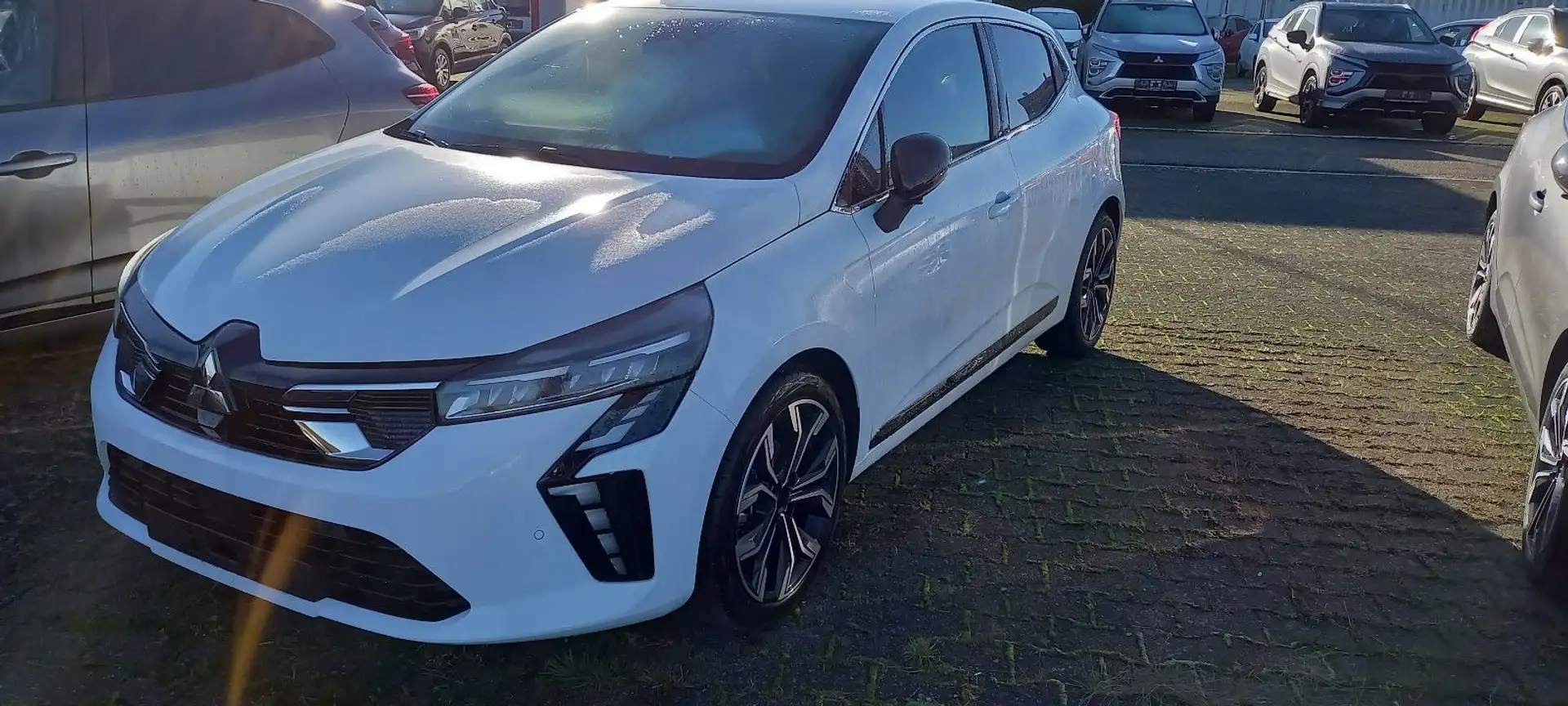 Mitsubishi Colt Select 1.0 Turbo,LED,Navi,SHZ,8 x am Lager Wit - 1