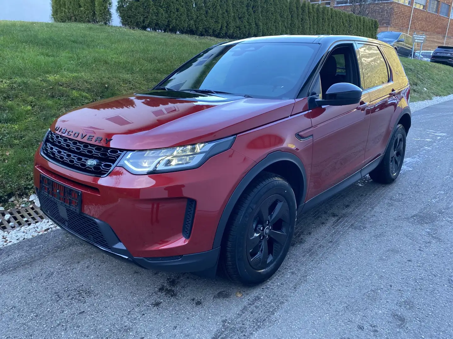 Land Rover Discovery Sport S AWD Mild-Hybrid LED, Kamera, Tempomat 120 kW ... Red - 1