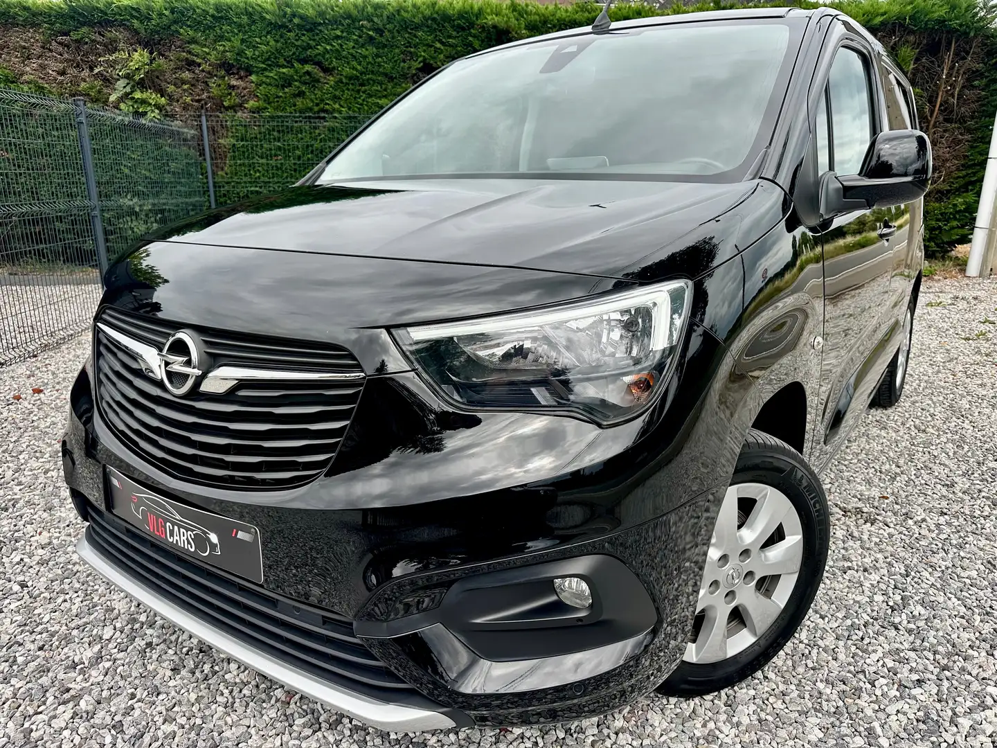 Opel Combo 1.6 TD L1H1 Utilitaire * Ecran / CarPlay / Airco Noir - 2