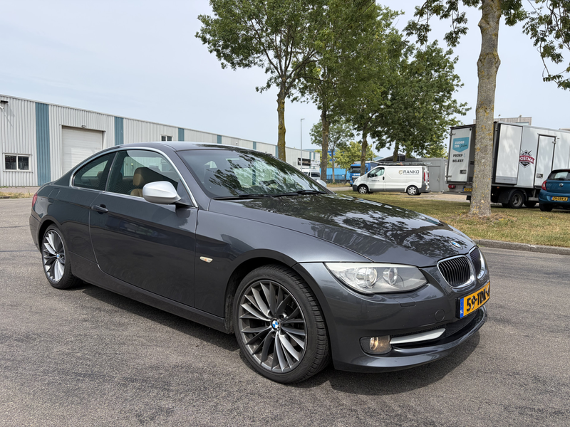 BMW 320 3-serie Coupé 320i Corporate Lease Business Line S — photo 3