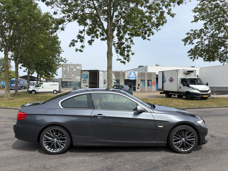 BMW 320 3-serie Coupé 320i Corporate Lease Business Line S — photo 4