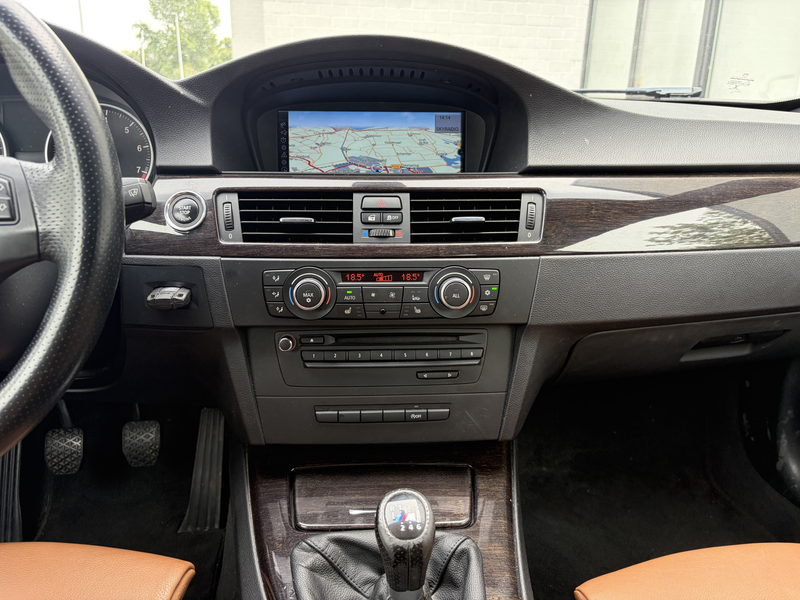 BMW 320 3-serie Coupé 320i Corporate Lease Business Line S — photo 14