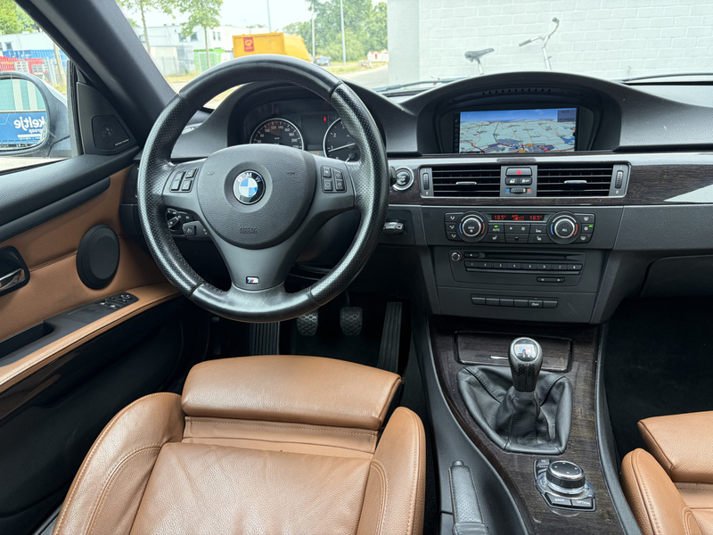 BMW 320 3-serie Coupé 320i Corporate Lease Business Line S — photo 11