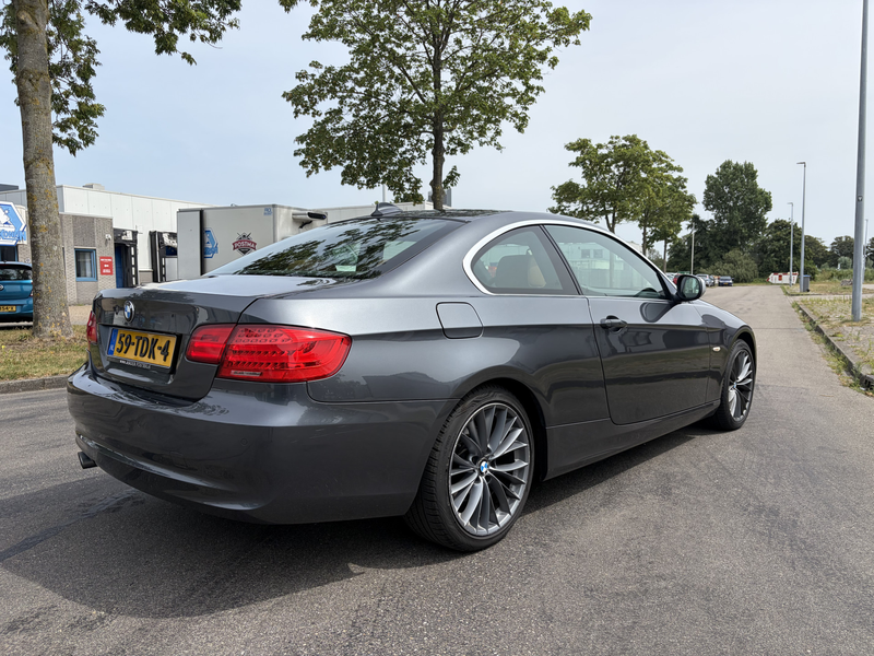 BMW 320 3-serie Coupé 320i Corporate Lease Business Line S — photo 5