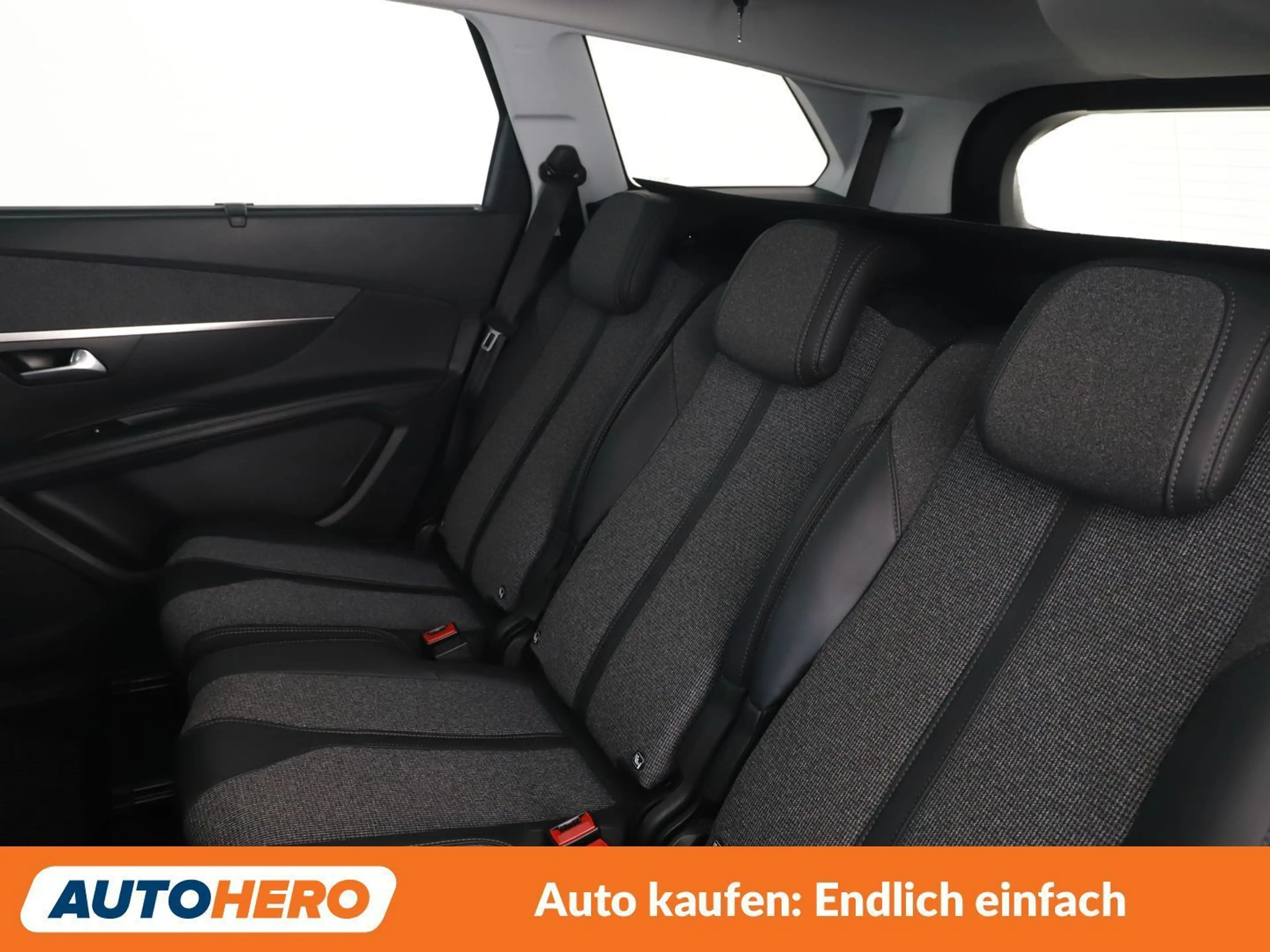 Peugeot 5008 1.6 Blue-HDi Allure — photo 14