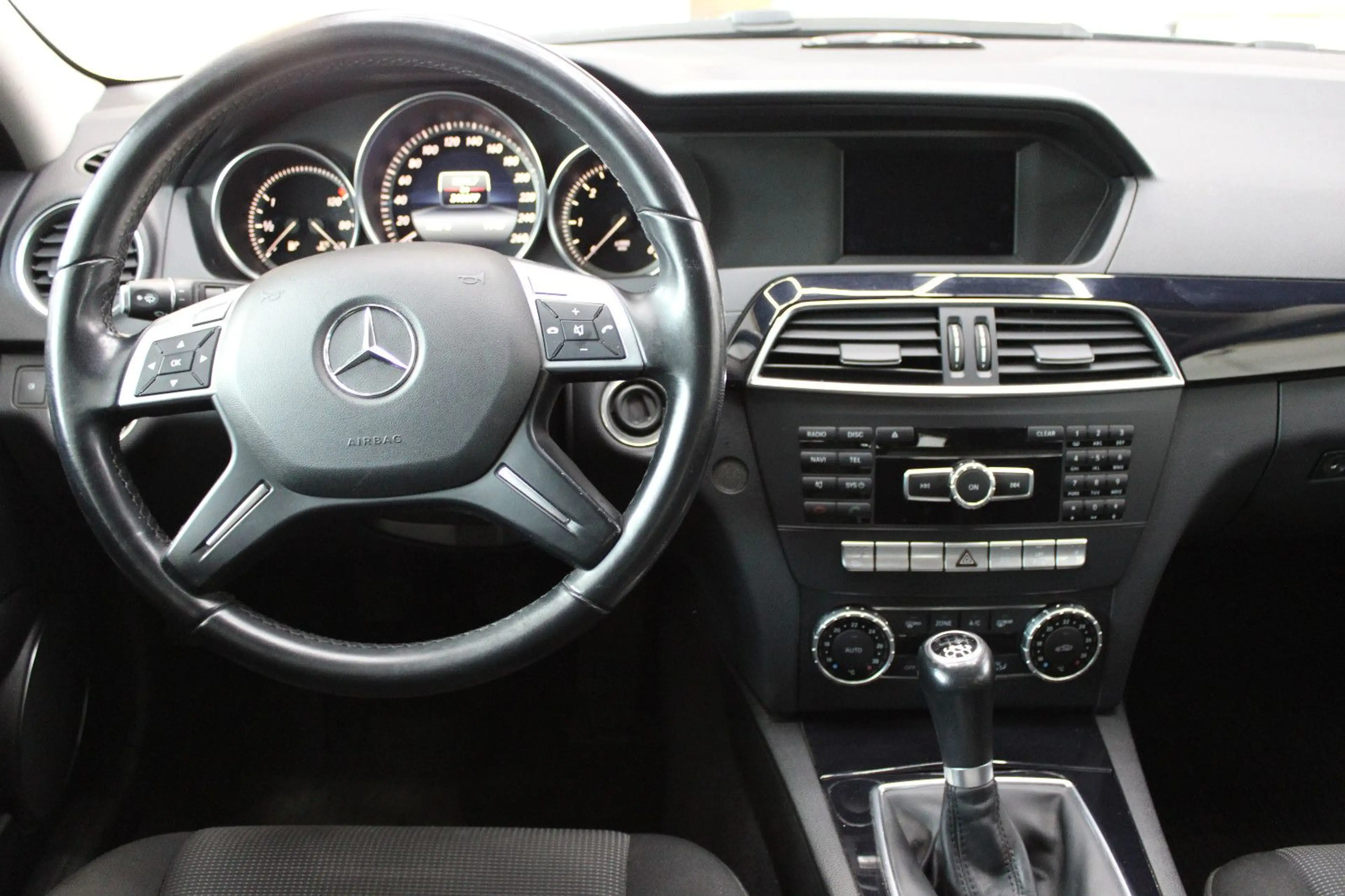 Mercedes-Benz C 180 C T-Modell C 180 CDI+PDC+NAVI+SHZ+XENON+ — photo 8
