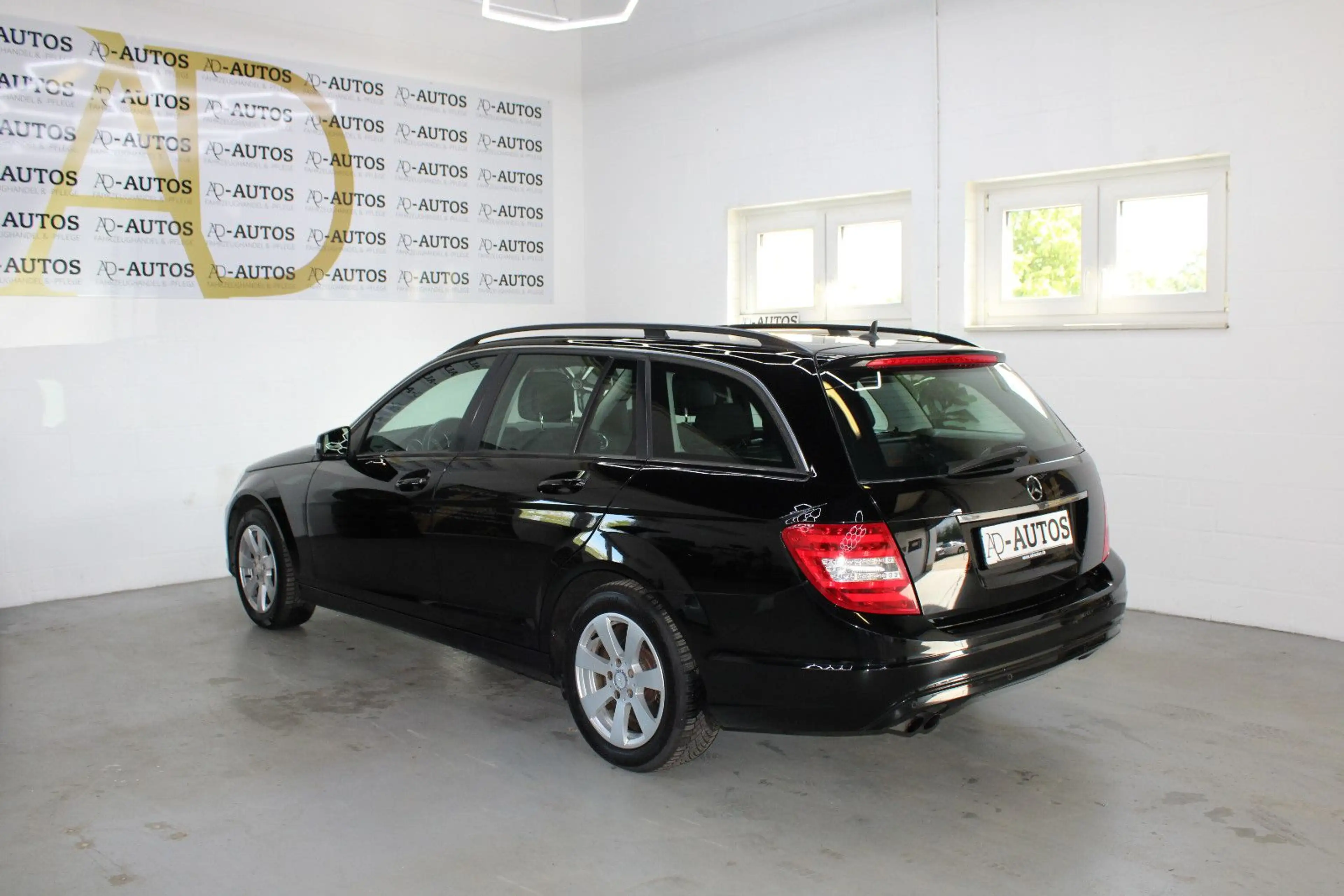 Mercedes-Benz C 180 C T-Modell C 180 CDI+PDC+NAVI+SHZ+XENON+ — photo 6
