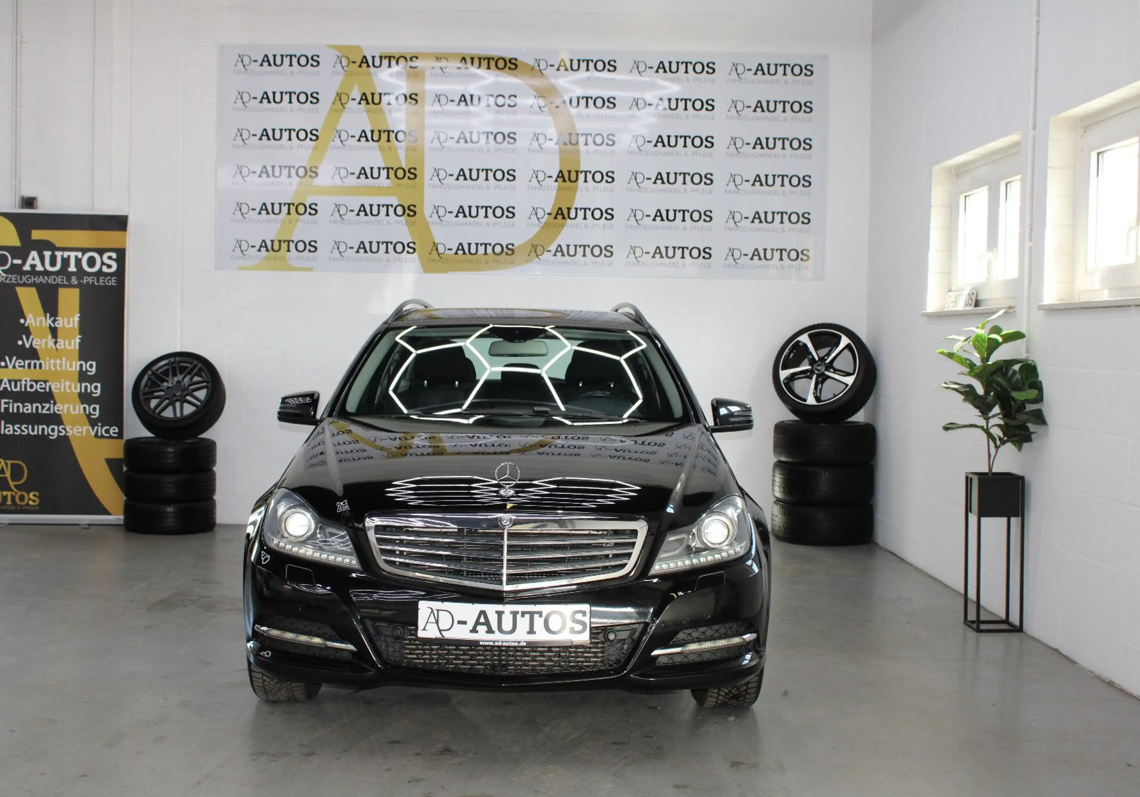 Mercedes-Benz C 180 C T-Modell C 180 CDI+PDC+NAVI+SHZ+XENON+ — photo 2