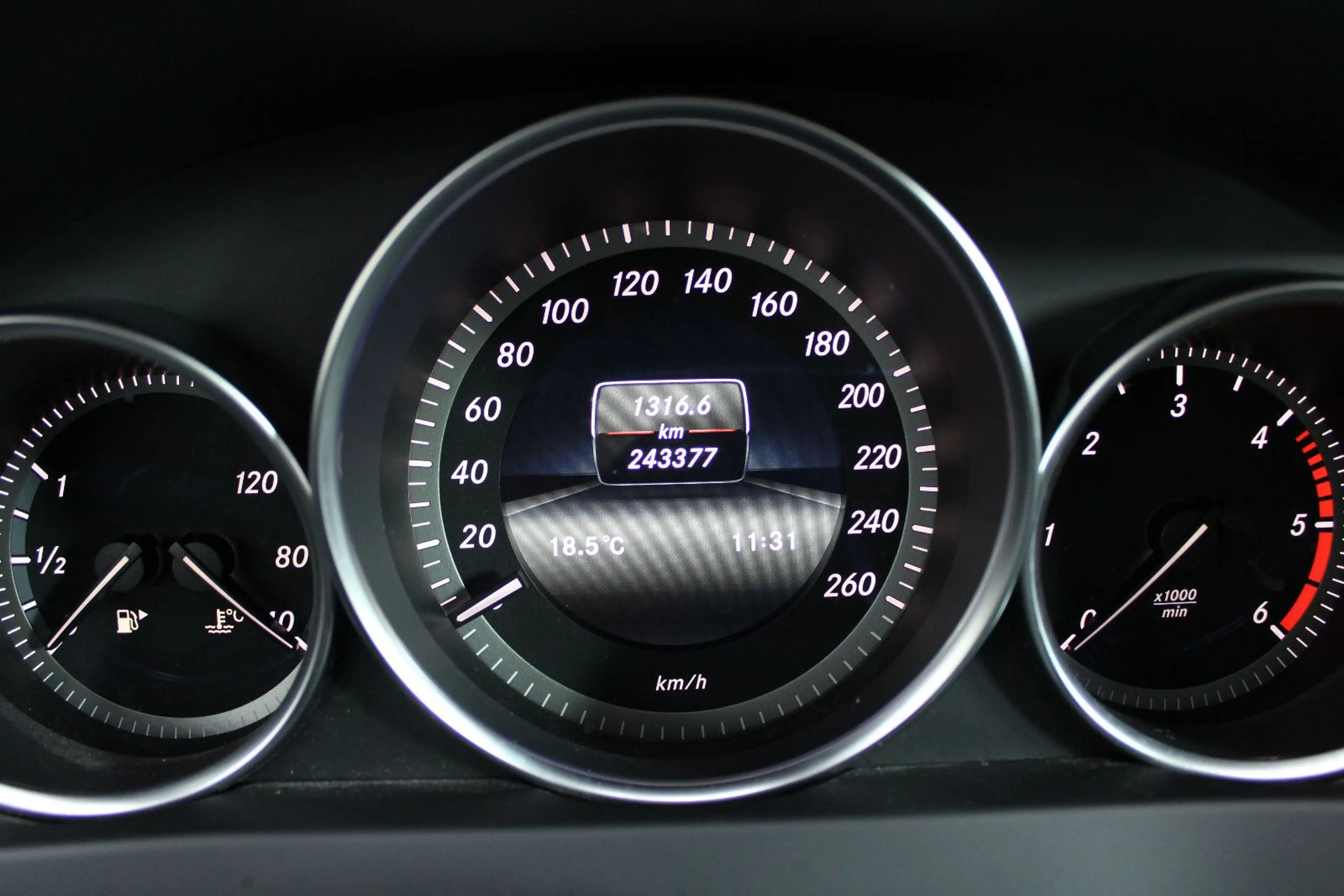 Mercedes-Benz C 180 C T-Modell C 180 CDI+PDC+NAVI+SHZ+XENON+ — photo 15