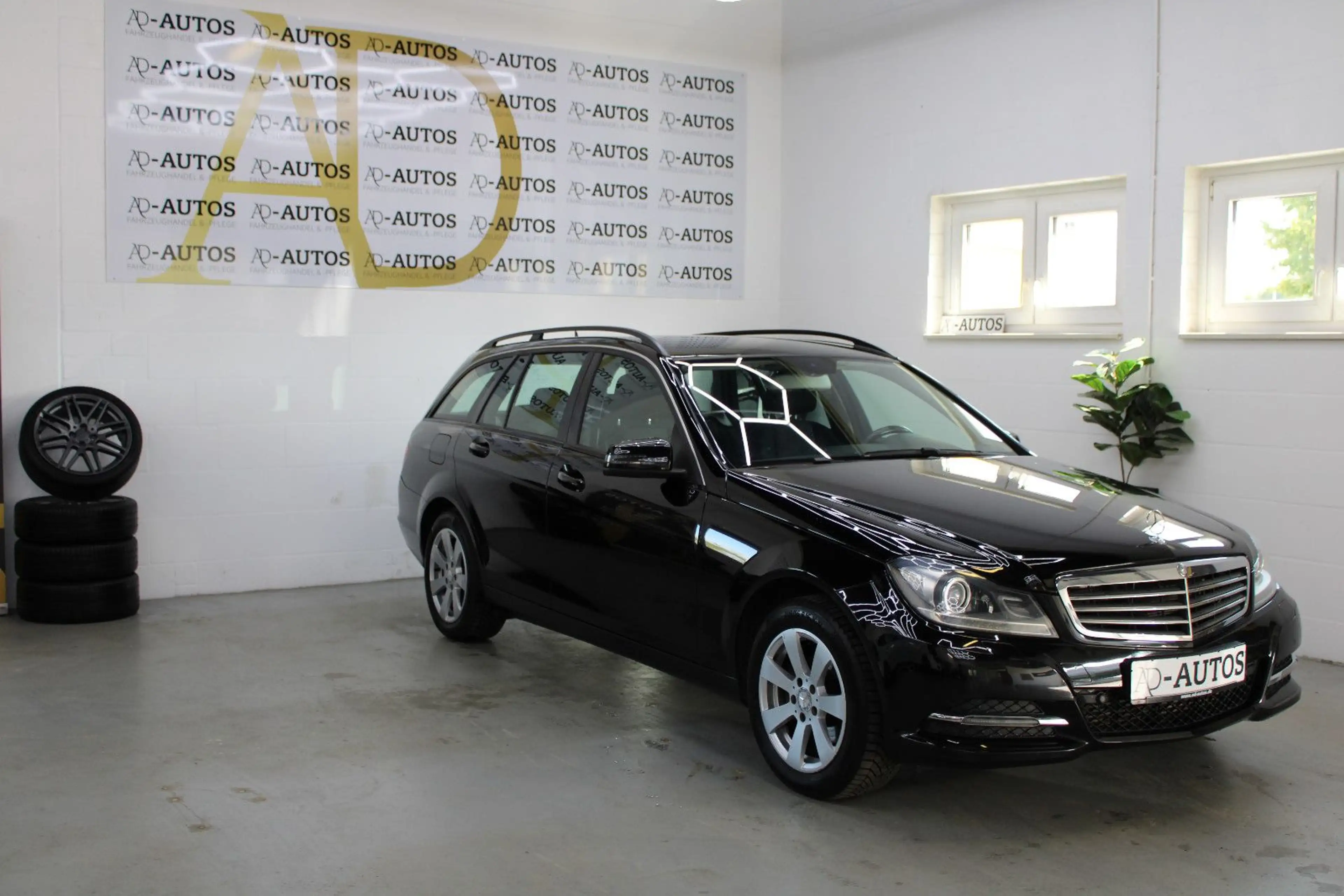 Mercedes-Benz C 180 C T-Modell C 180 CDI+PDC+NAVI+SHZ+XENON+ — photo 3
