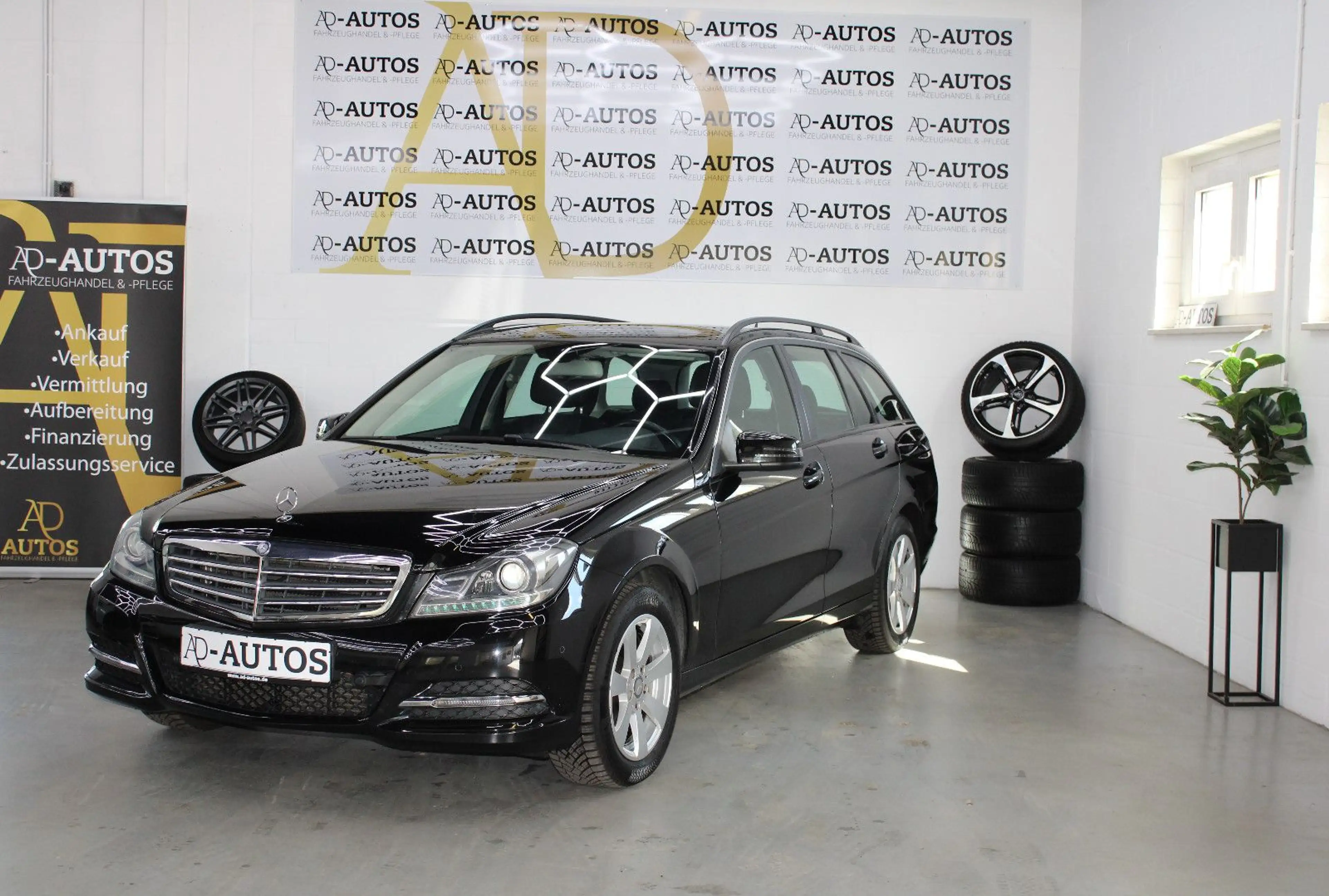 Mercedes-Benz C 180 C T-Modell C 180 CDI+PDC+NAVI+SHZ+XENON+