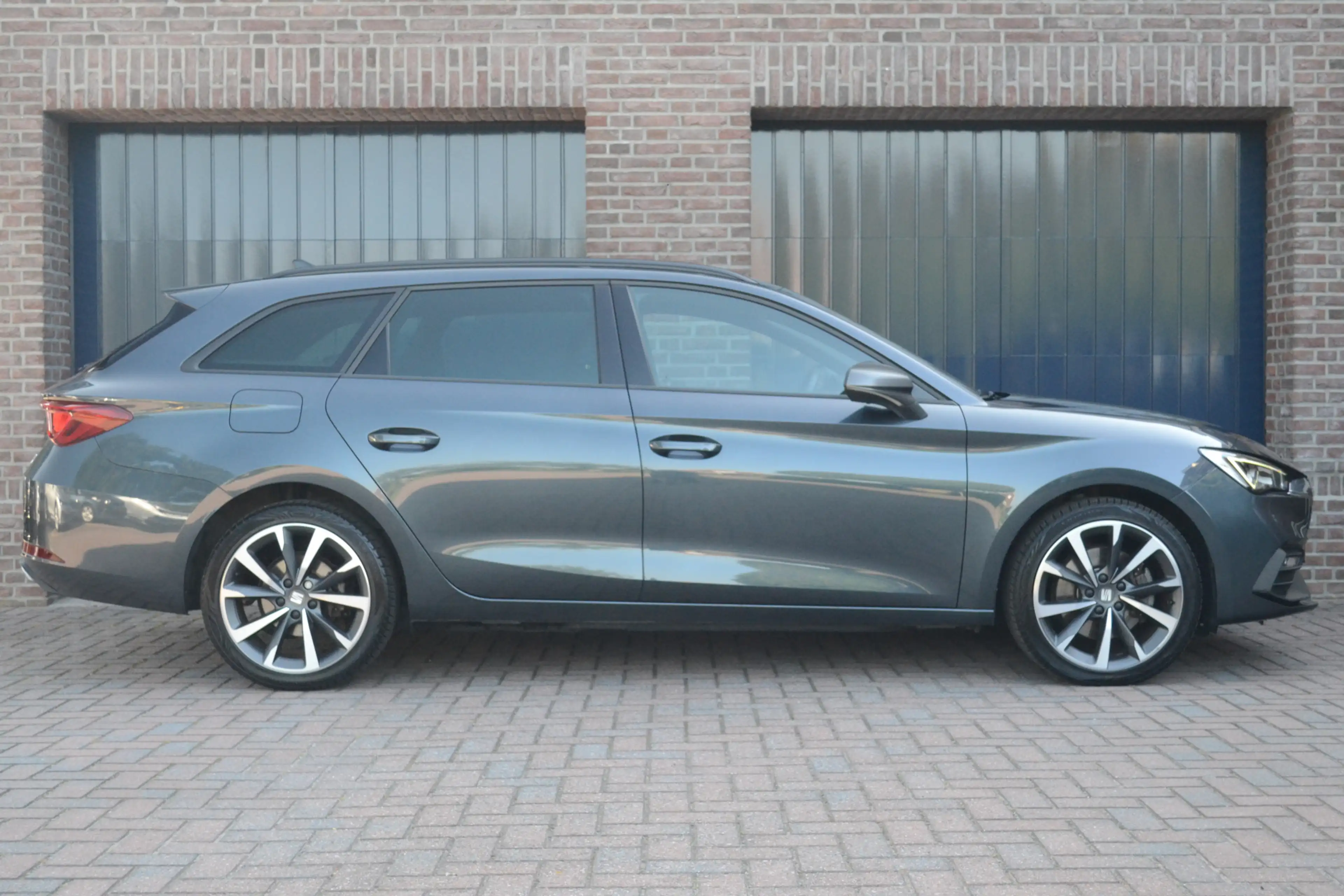 SEAT Leon e-Hybrid Sportstourer 1.4 TSI eHybrid PHEV FR | NL-Auto | V — photo 6