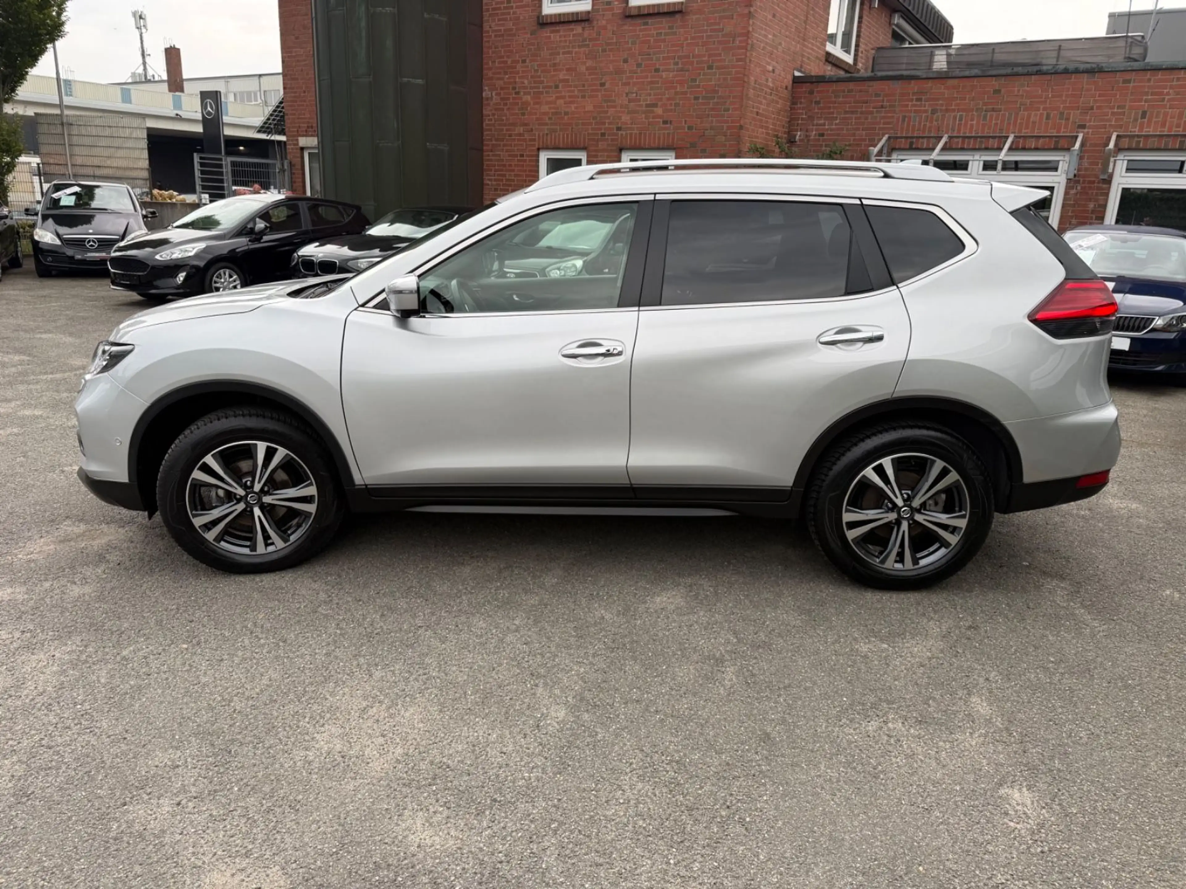 Nissan X-Trail N-Connecta/PANORAMA/1.Hand+Scheckheft — photo 7