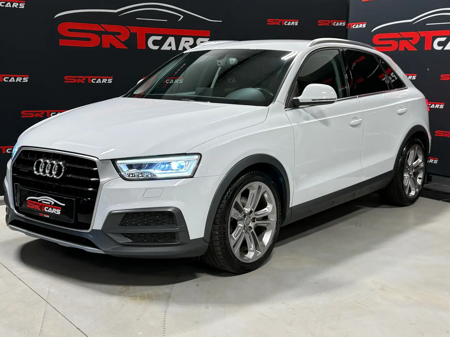 Audi Q3 2.0 TDI quattro Schalter*Navi*AHK*Tempomat*Offroad Weiß - 1