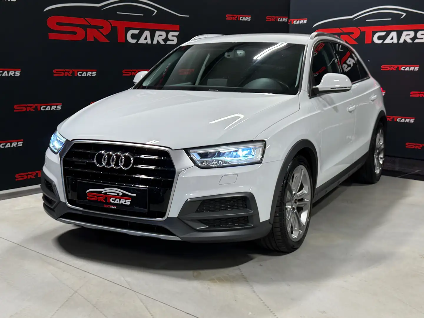 Audi Q3 2.0 TDI quattro Schalter*Navi*AHK*Tempomat*Offroad Weiß - 2