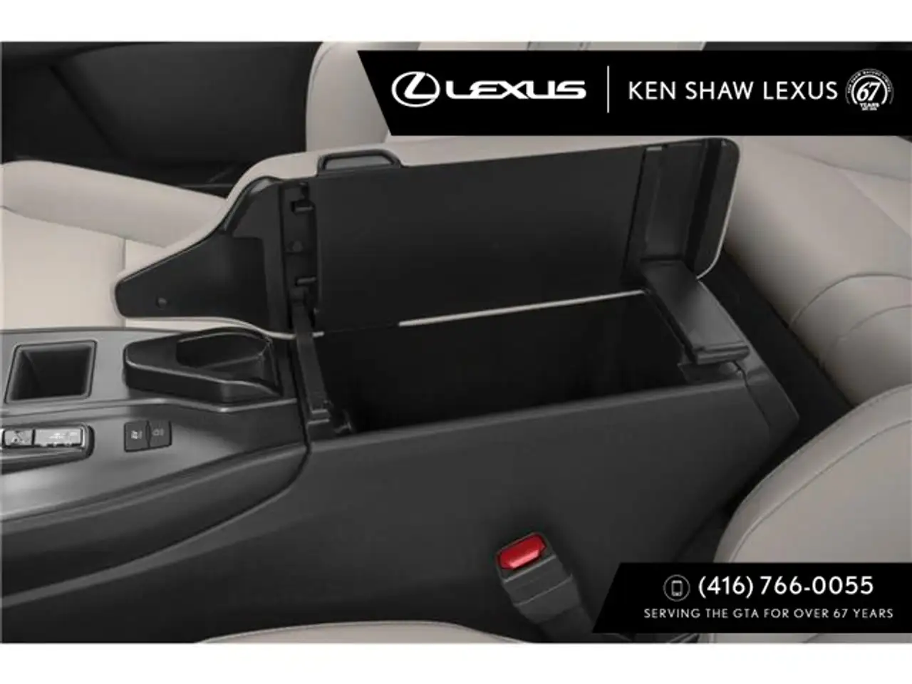 Lexus UX 300h fotografie Lexus UX 300h
