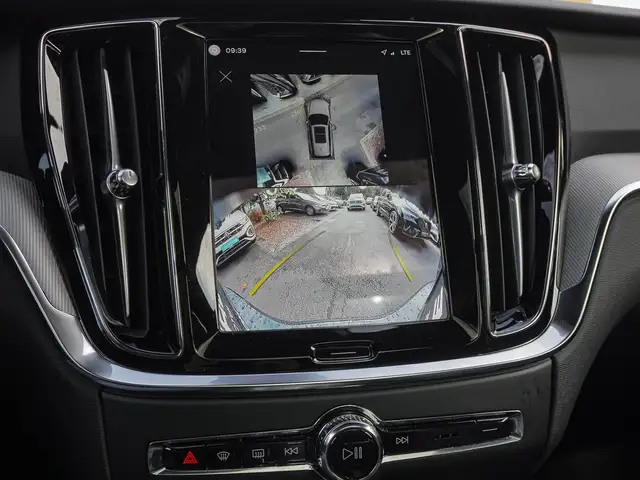 Volvo V60 view 14
