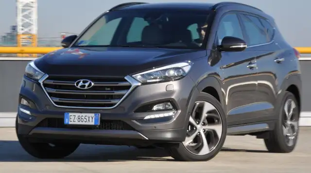 Hyundai TUCSON