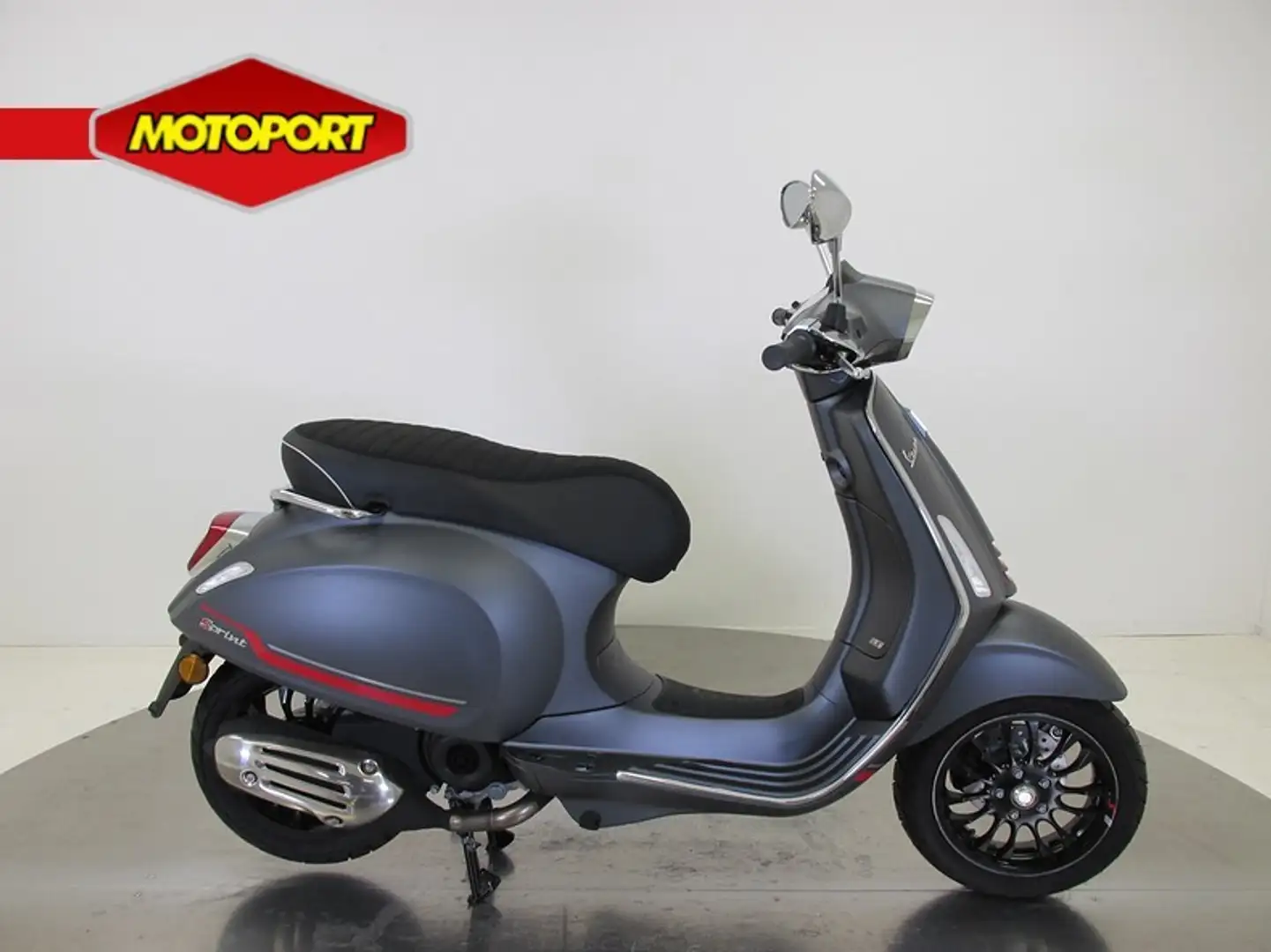 Vespa Sprint SPORT 45KM Grijs - 1