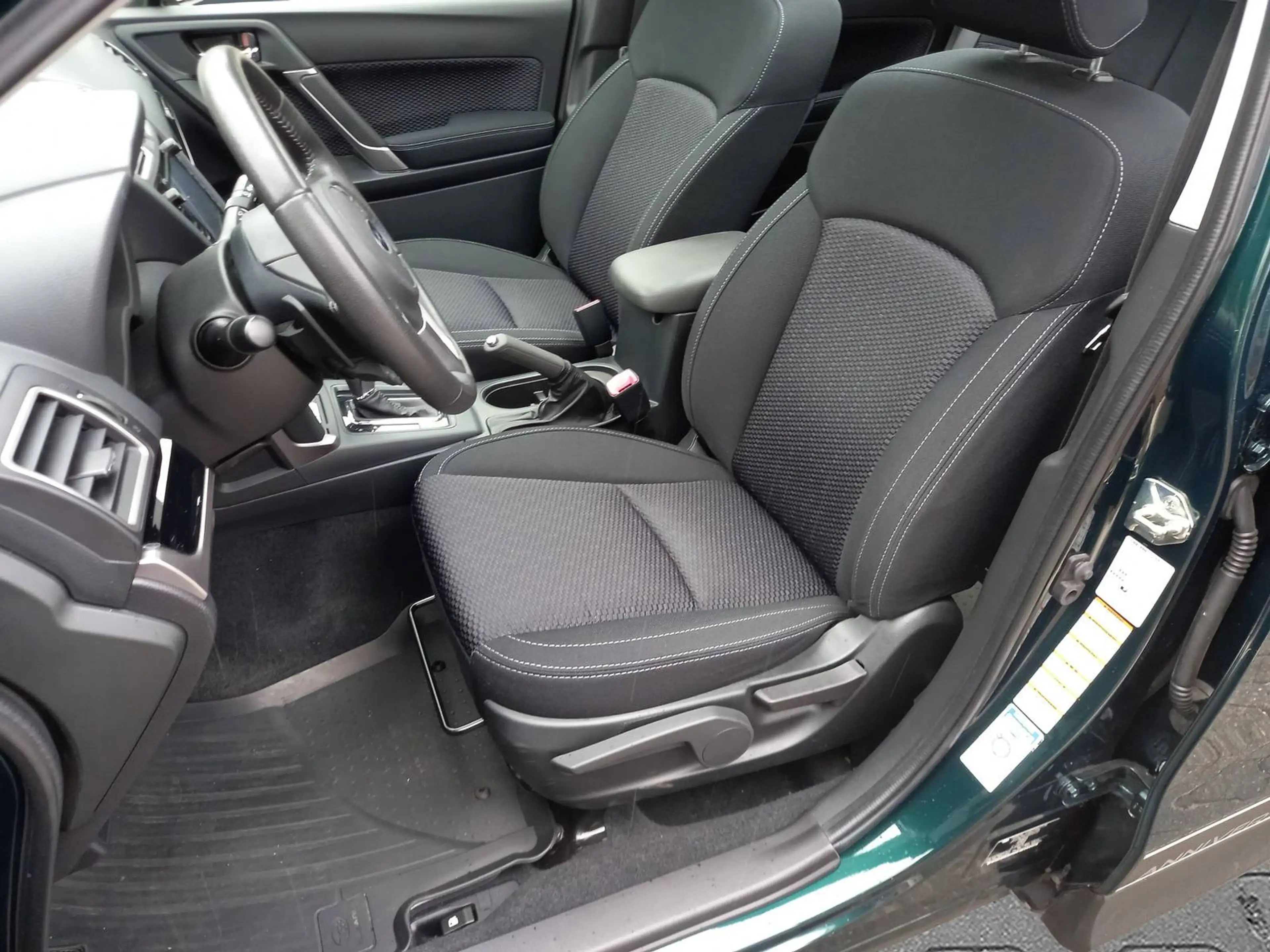 Subaru Forester Forester Diesel 2.0D Lineartronic 20th Anniversary — photo 9