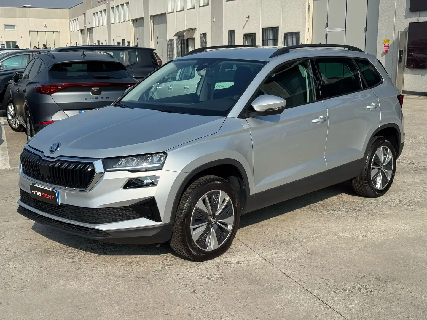 Skoda Karoq 2.0 TDI EVO SCR 115 CV DSG Executive PROMO VFG Al Silver - 1
