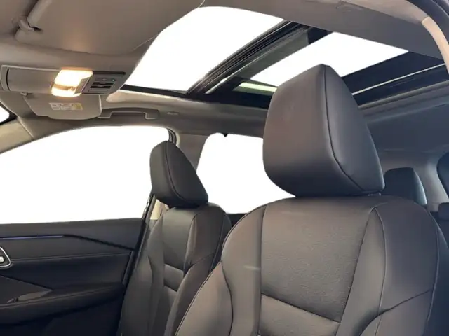 Nissan X-Trail view 13