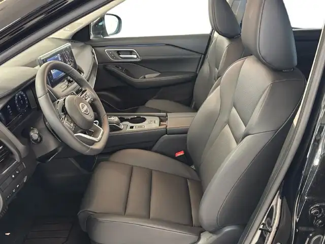 Nissan X-Trail view 12