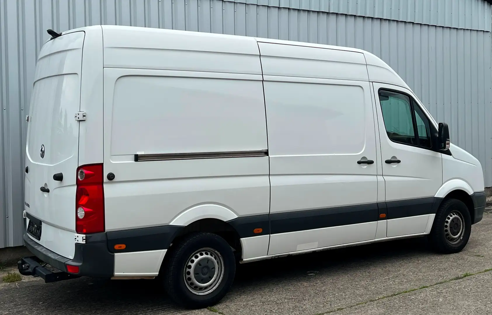 Volkswagen Crafter 35 mittel L2H2 Hochdach *Kamera*AHZV*Klima* Weiß - 2