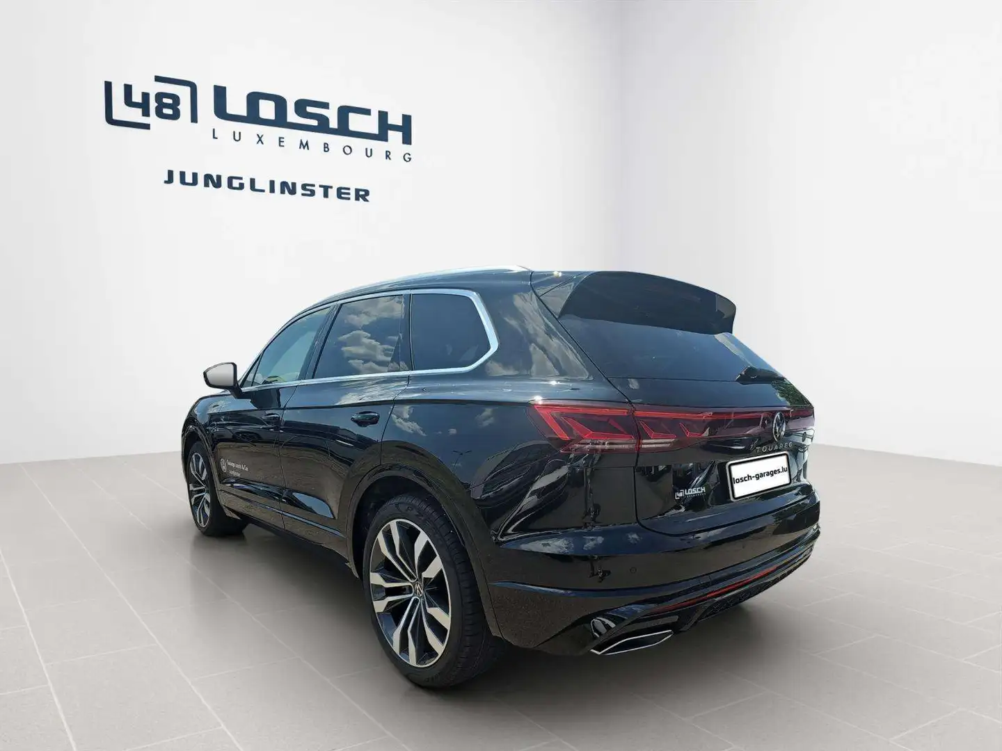 Volkswagen Touareg R-Line Noir - 2