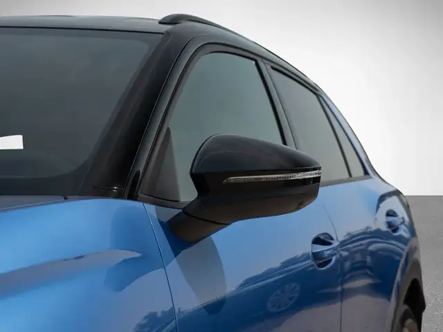 Volkswagen T-Roc view 14