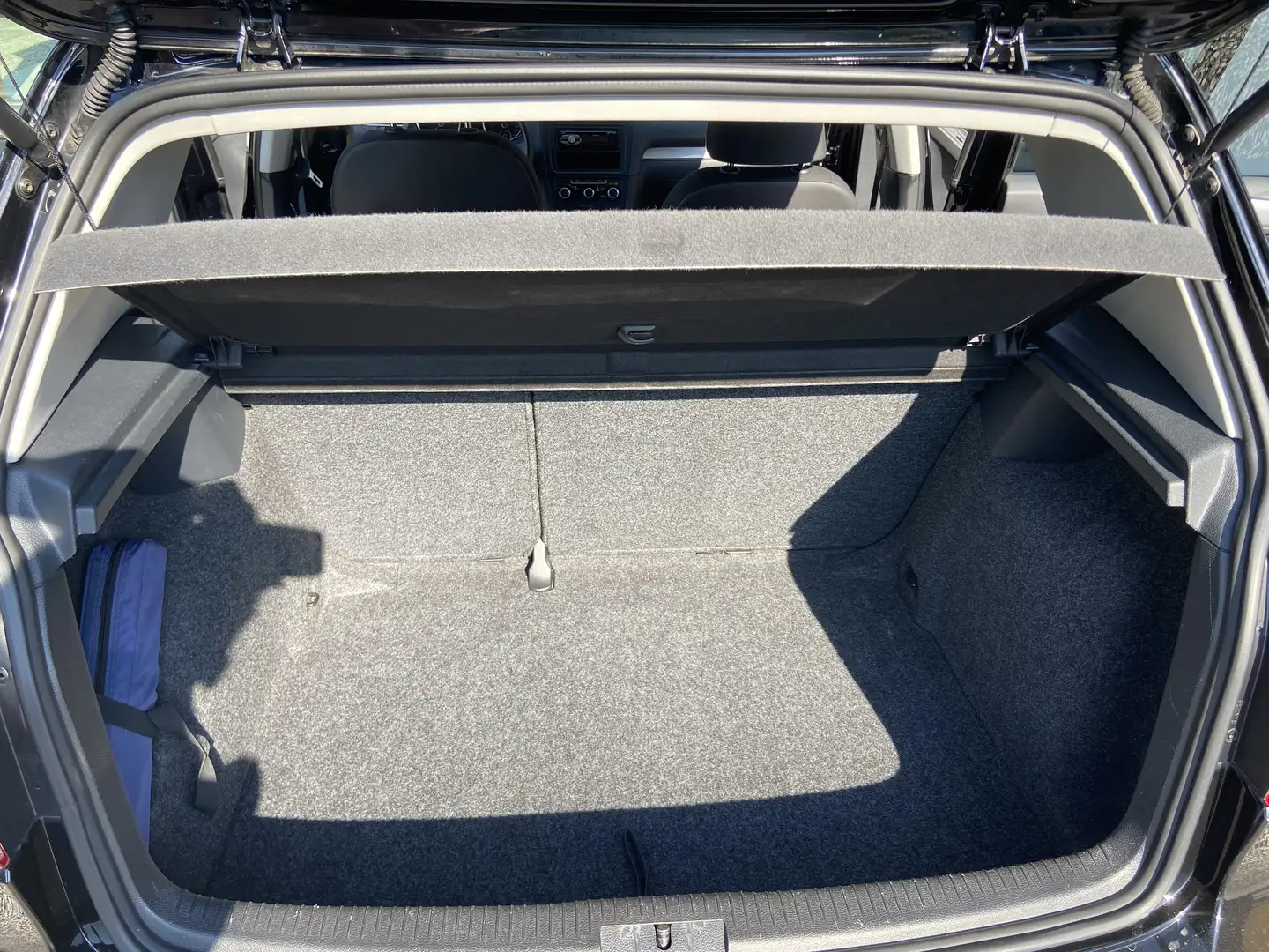 Volkswagen Golf 5p 1.6 tdi Trendline - 2