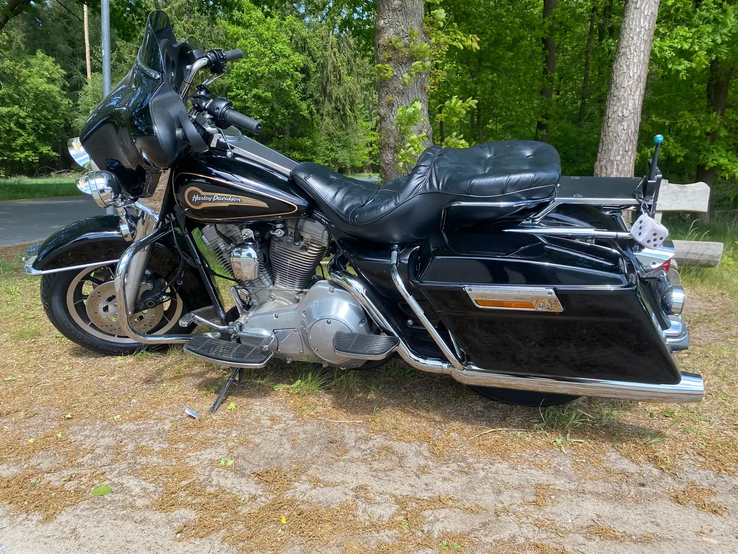 Harley-Davidson Electra Glide FLT Negru - 1