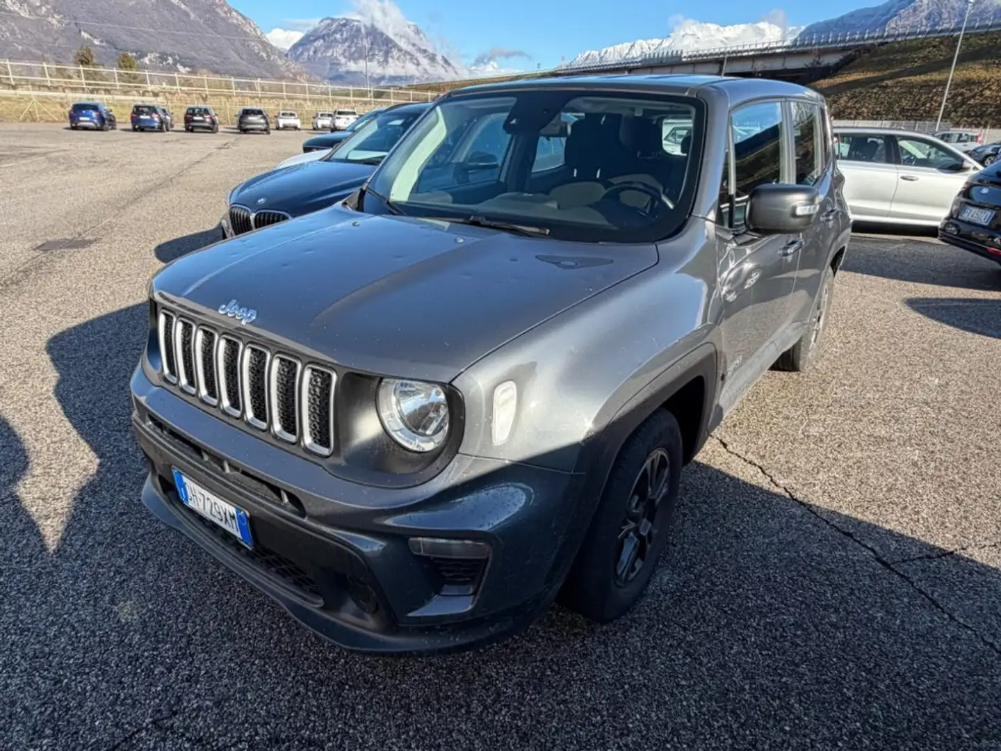 Jeep Renegade 1.6 Mjt 130 CV Longitude Grau - 1