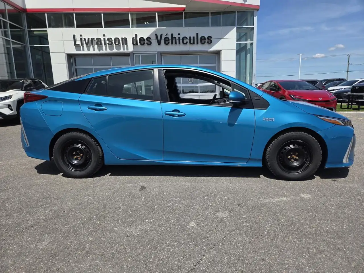 Toyota Prius Prime снимка Toyota Prius Prime