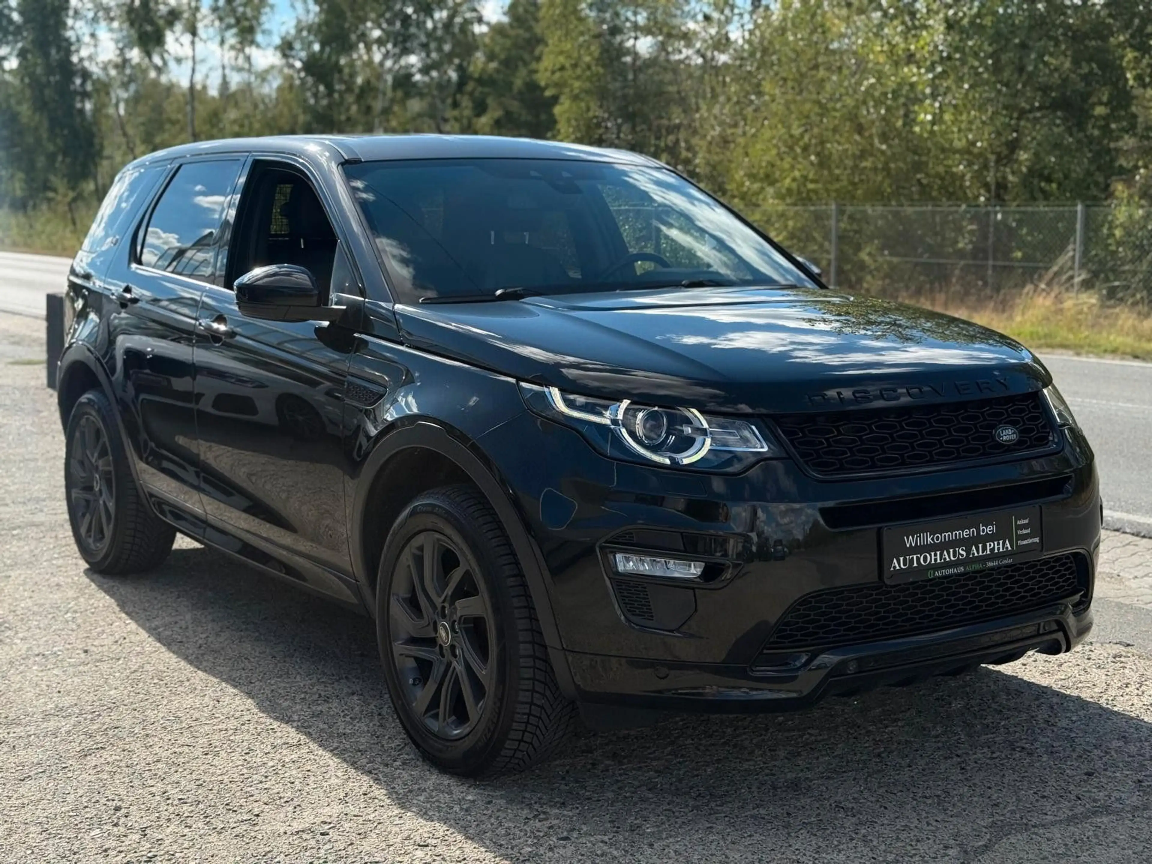 Land Rover Discovery Sport HSE TD4 — photo 3