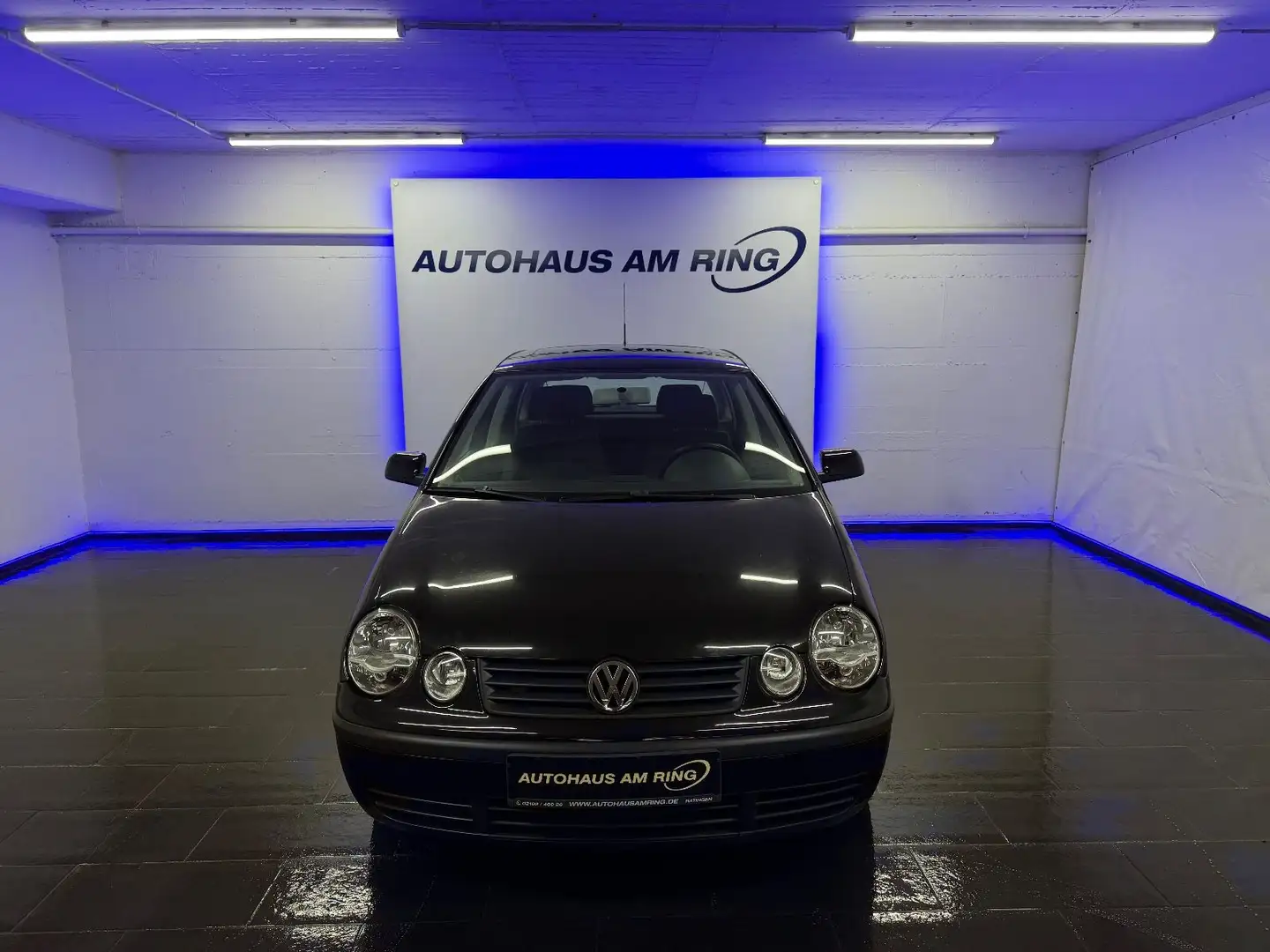 Volkswagen Polo IV Highline 1.HND 5-TÜRIG 84TKM DAB ALU SHD Noir - 1