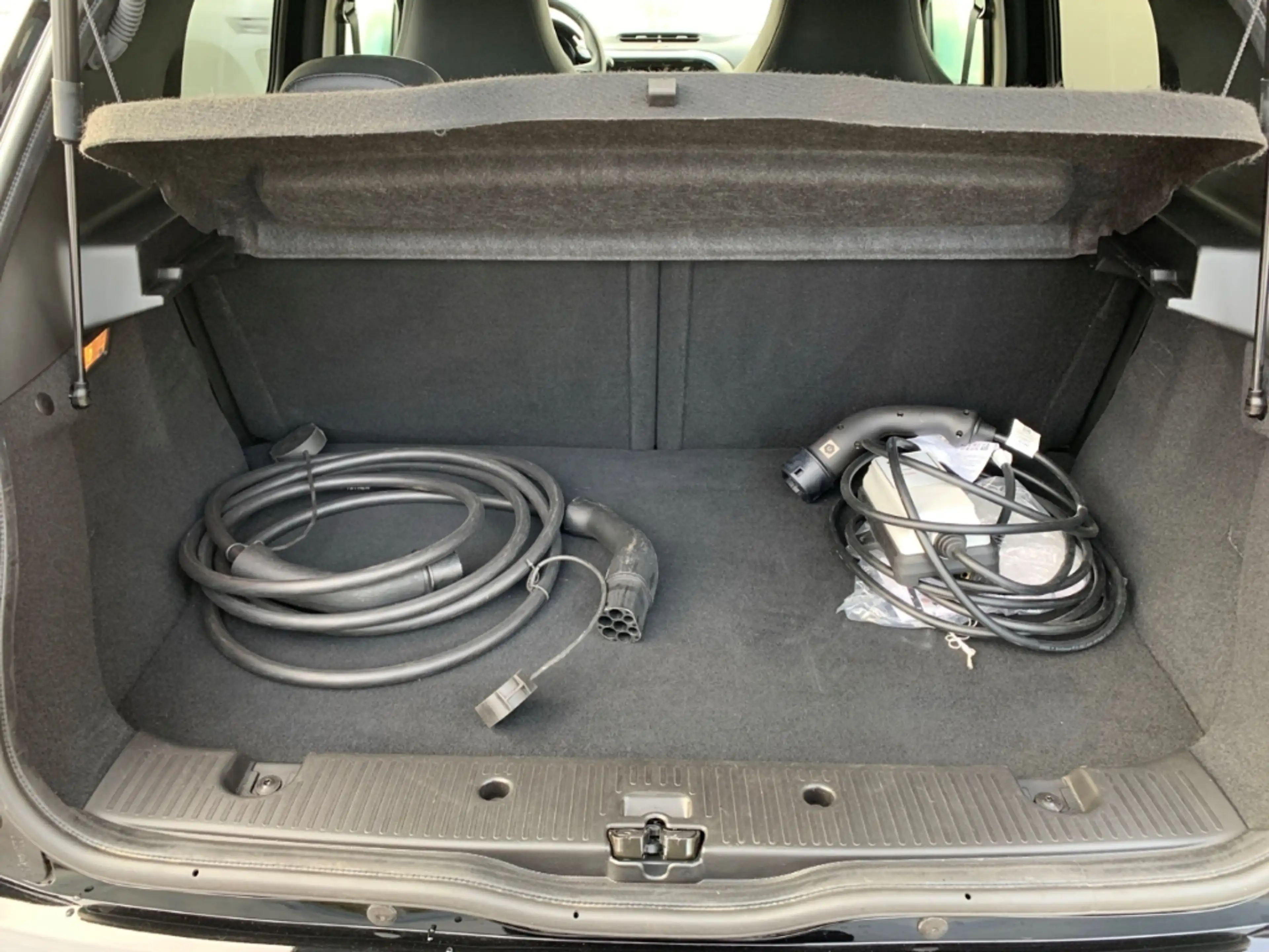 Renault Twingo ELECTRIC TECHNO NAVI+KAMERA+DAB+ISOFIX — photo 12