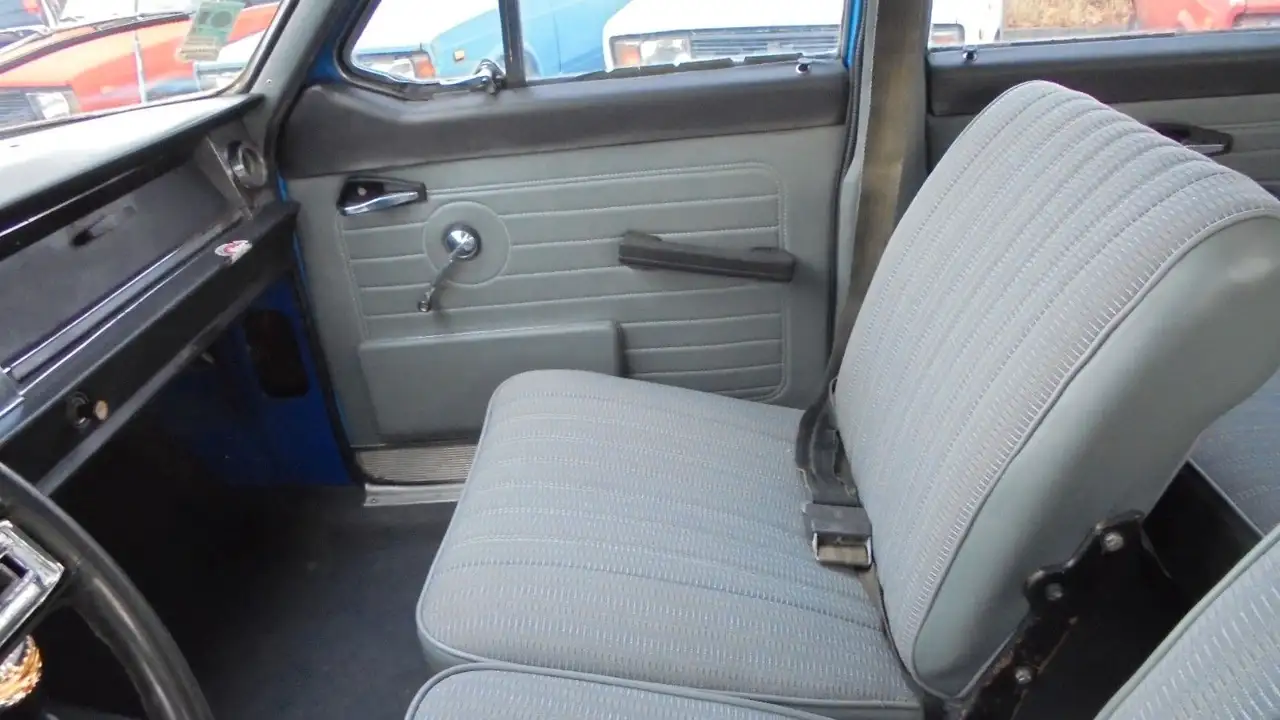 Wolga Gaz 24 Karosse,Motor,Getr.Polster/Lack neu, foto 12