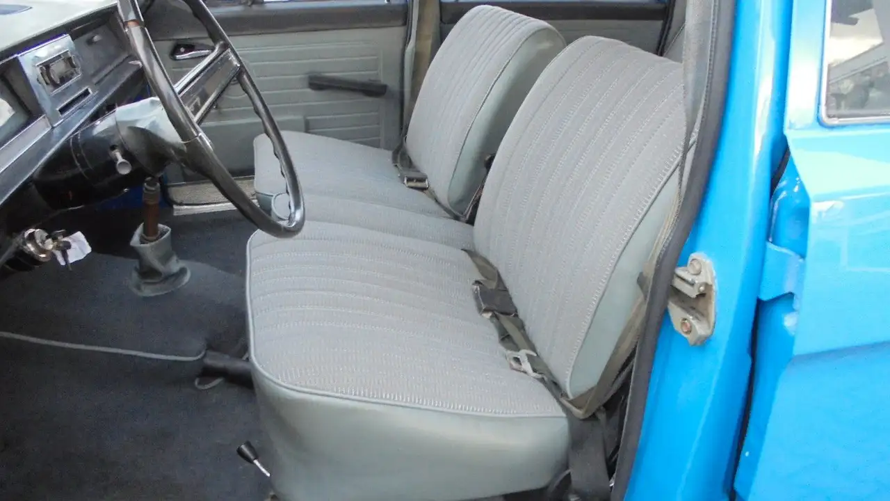 Wolga Gaz 24 Karosse,Motor,Getr.Polster/Lack neu, foto 11