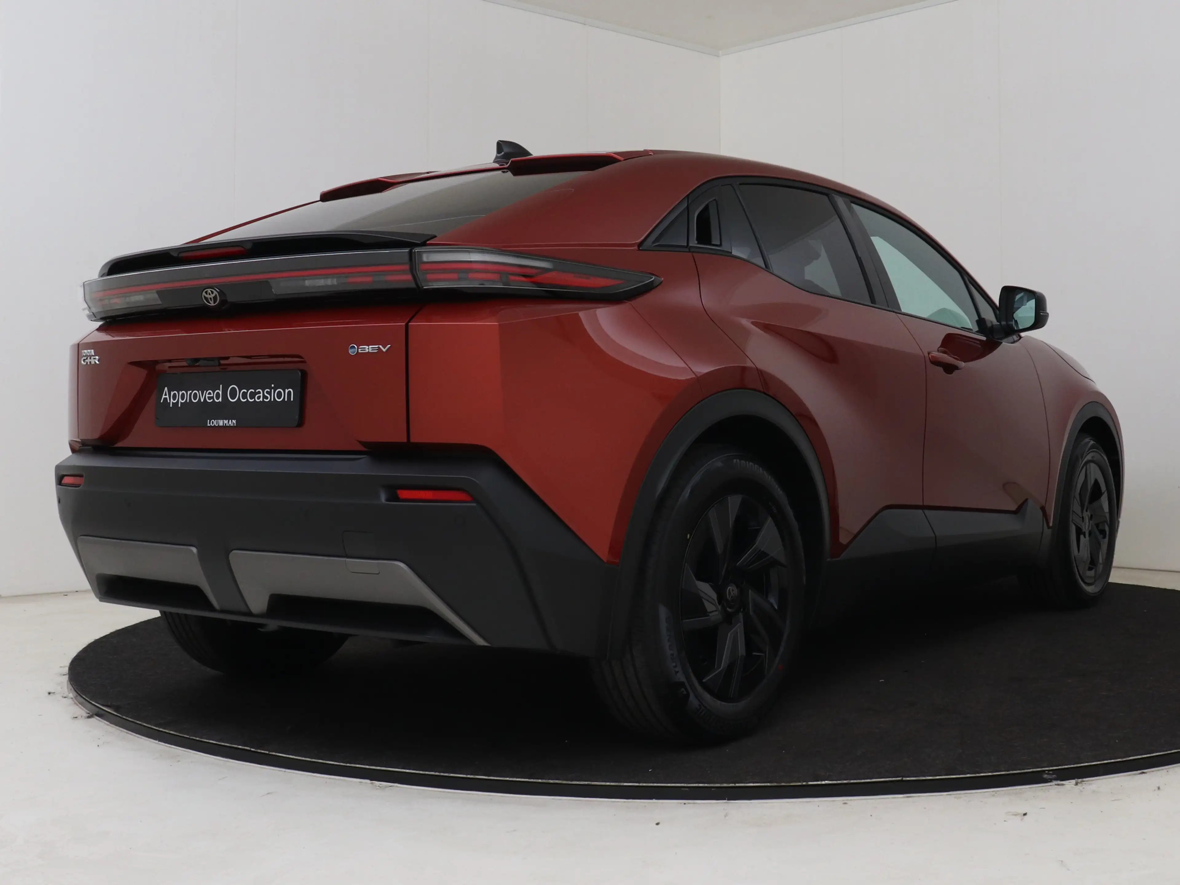 Toyota C-HR+ First Edition 77 kWh *NIEUW* — photo 2