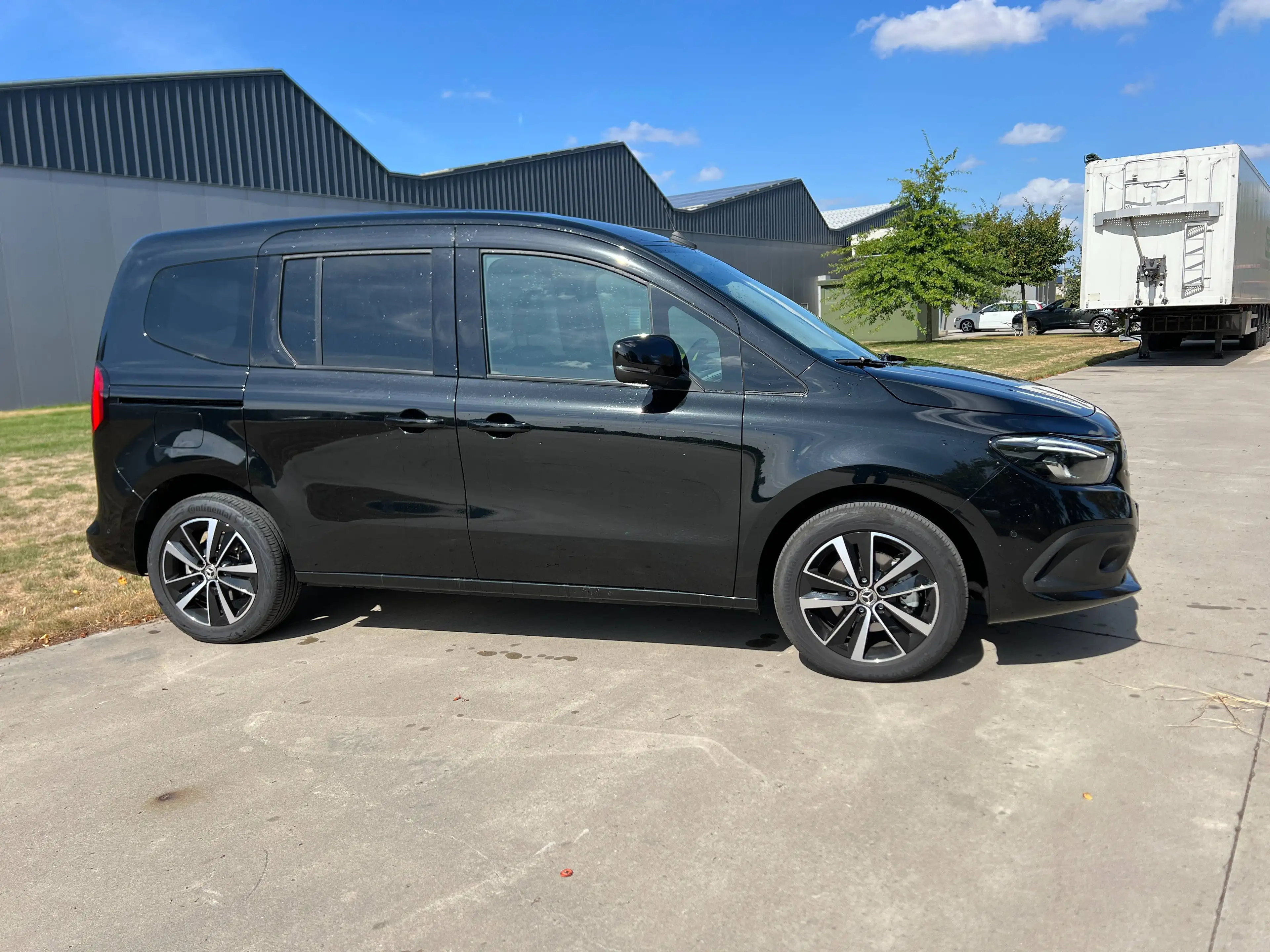 Mercedes-Benz EQT EQT 45 kWh 200 L1 Premium Plus — photo 5