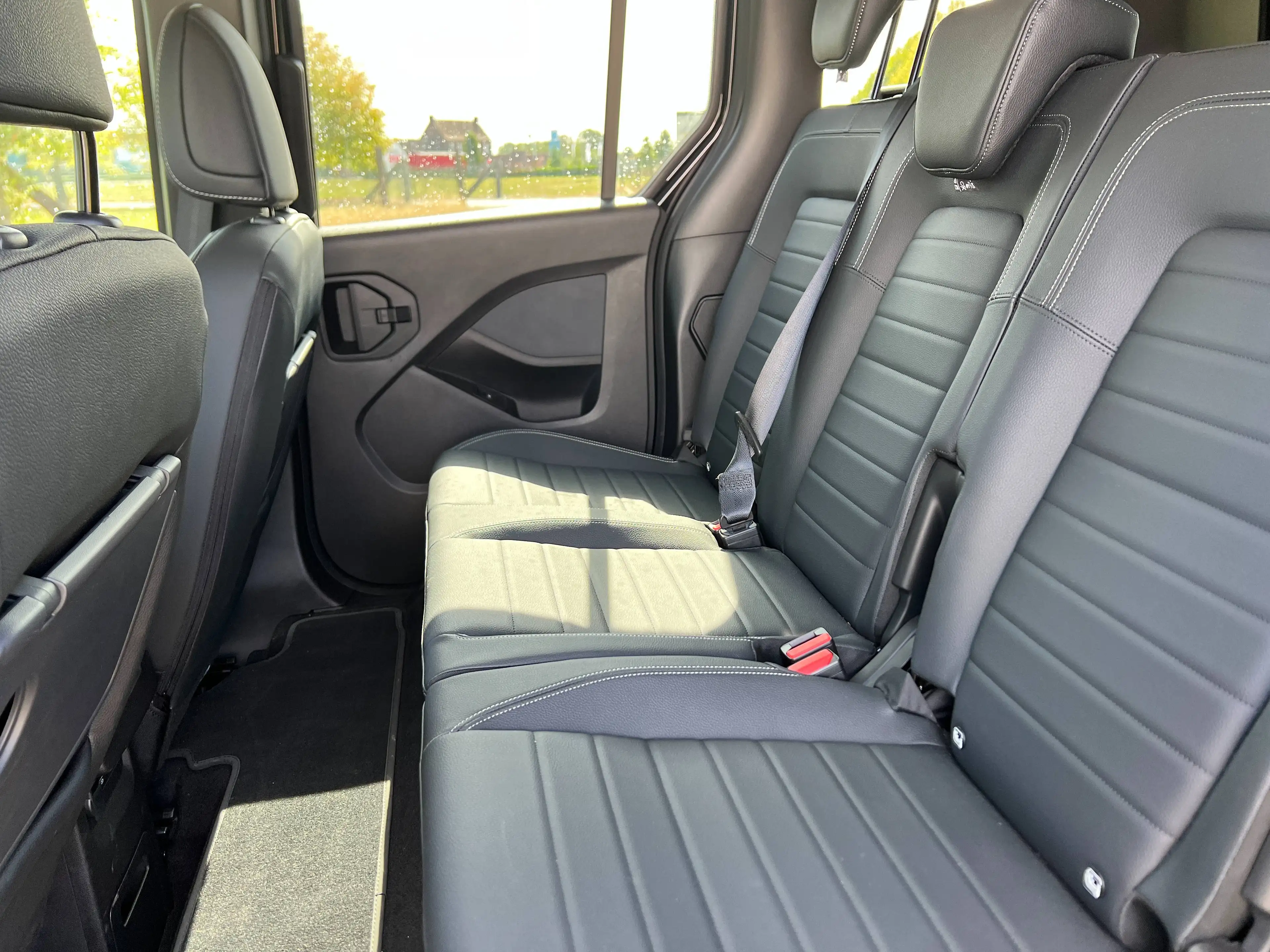 Mercedes-Benz EQT EQT 45 kWh 200 L1 Premium Plus — photo 9