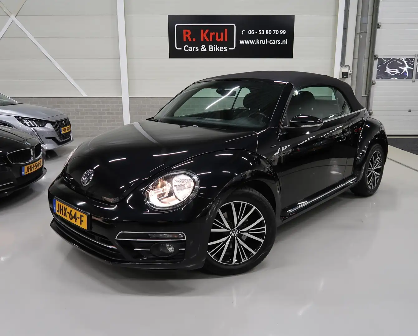 Volkswagen Beetle Cabriolet 1.2 TSI Allstar Navigatie Camera Automaa Noir - 2