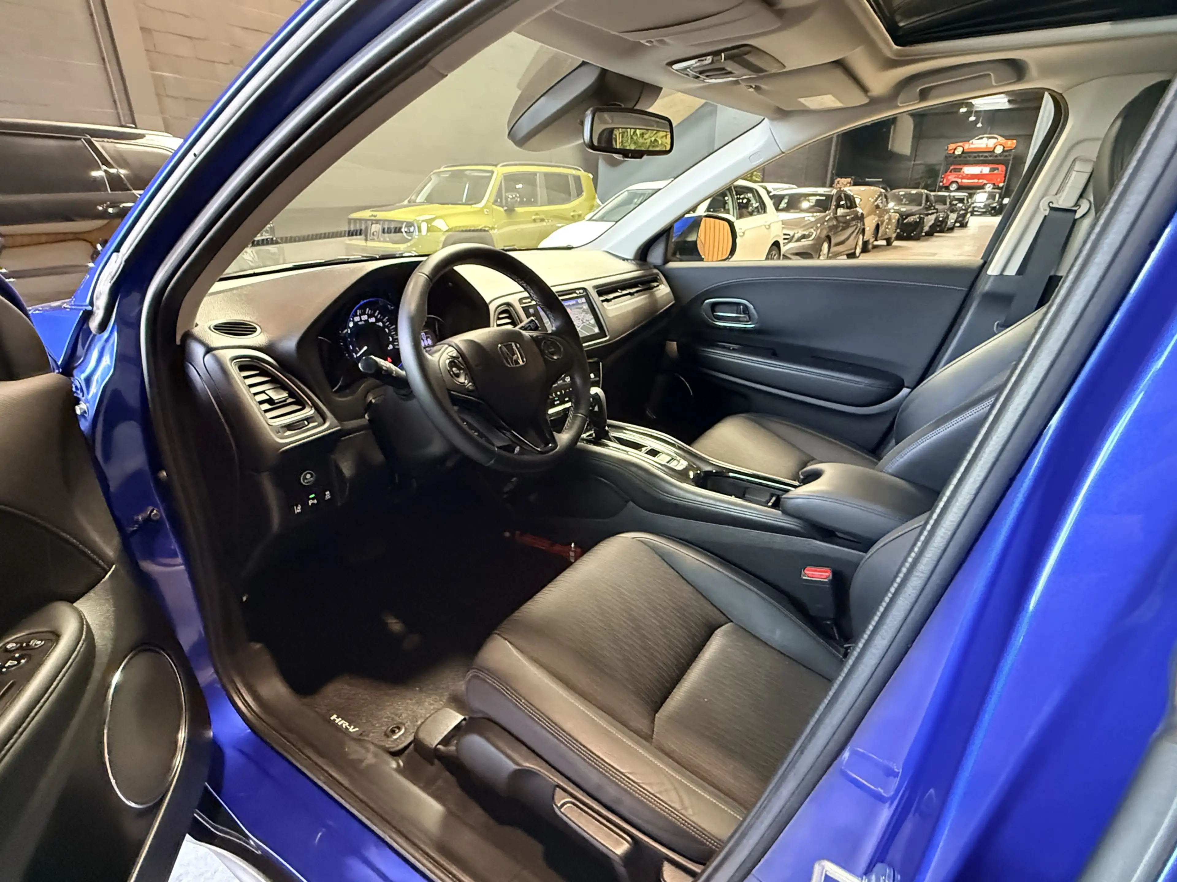 Honda HR-V 1.5 i-VTEC Executive Automaat. Pano. Camera. Nav. — photo 14