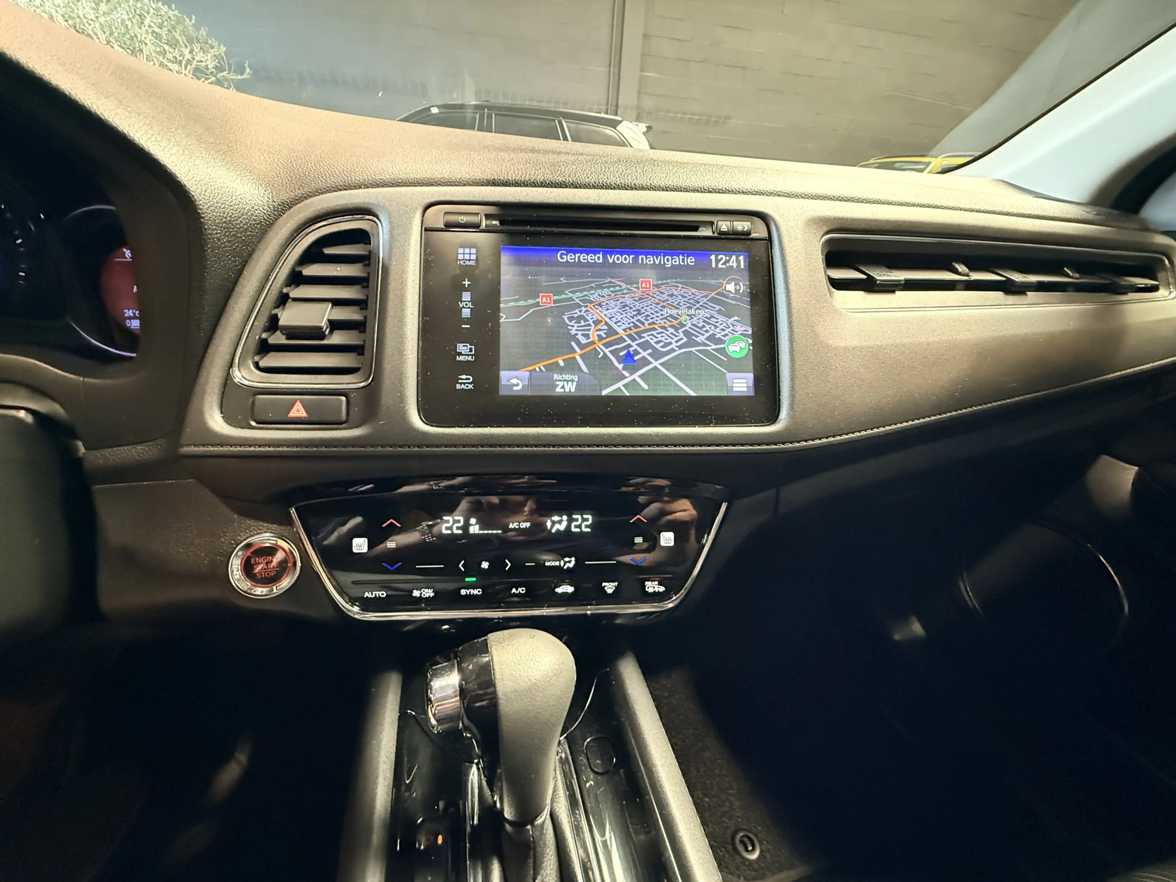 Honda HR-V 1.5 i-VTEC Executive Automaat. Pano. Camera. Nav. — photo 18